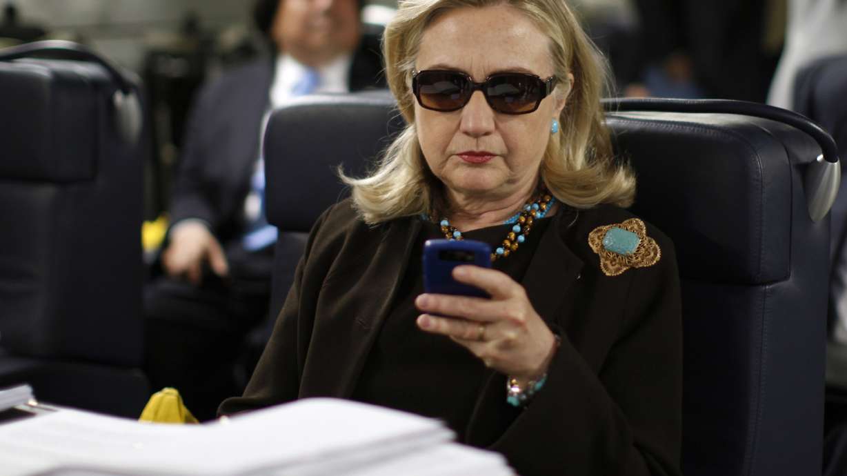 Clinton email probe fraught with political consequences