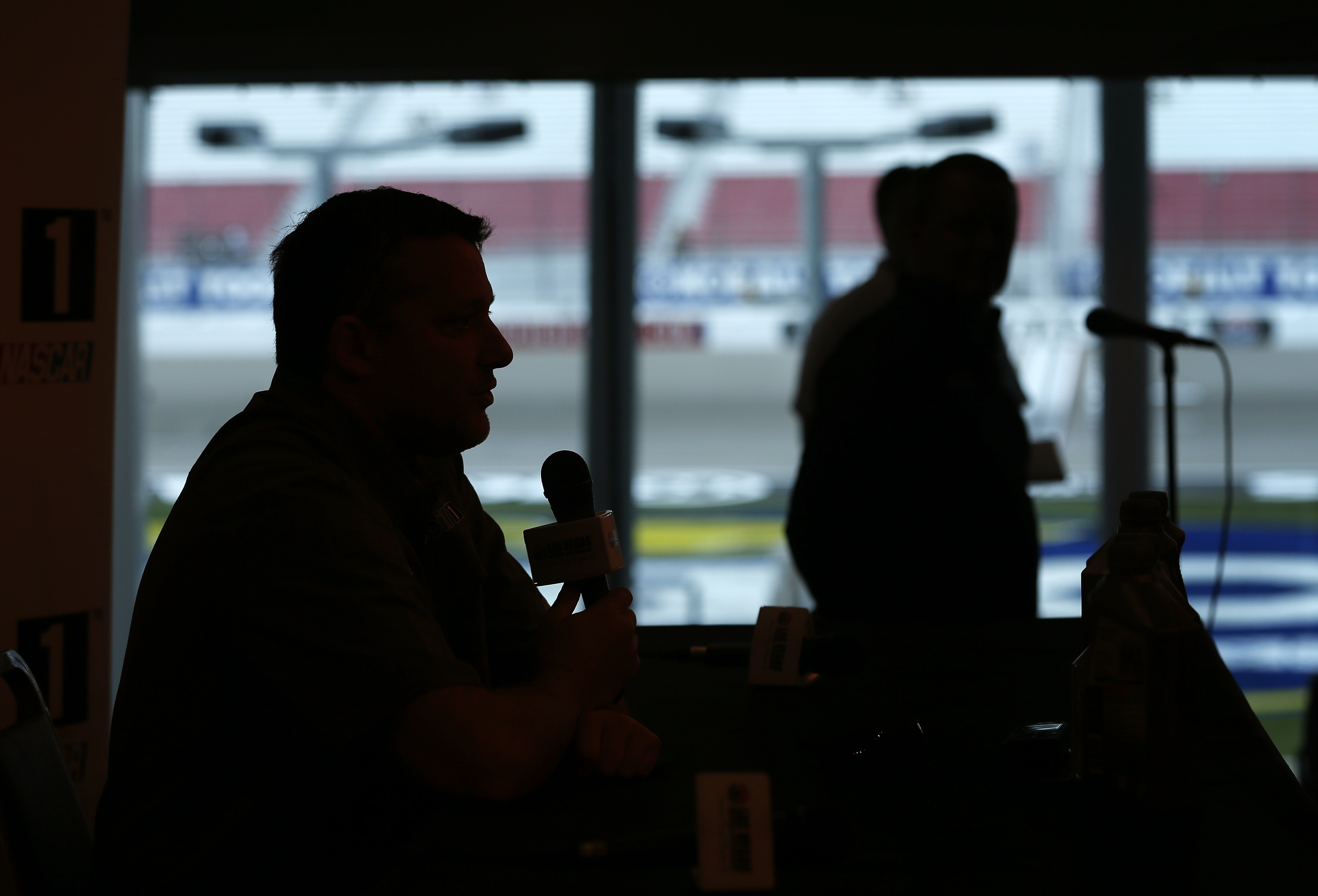 Stewart still unsure of return date for final NASCAR season