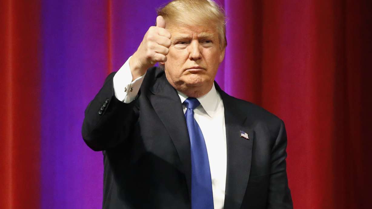 The Latest: Cruz makes a small dent in Trump's delegate lead