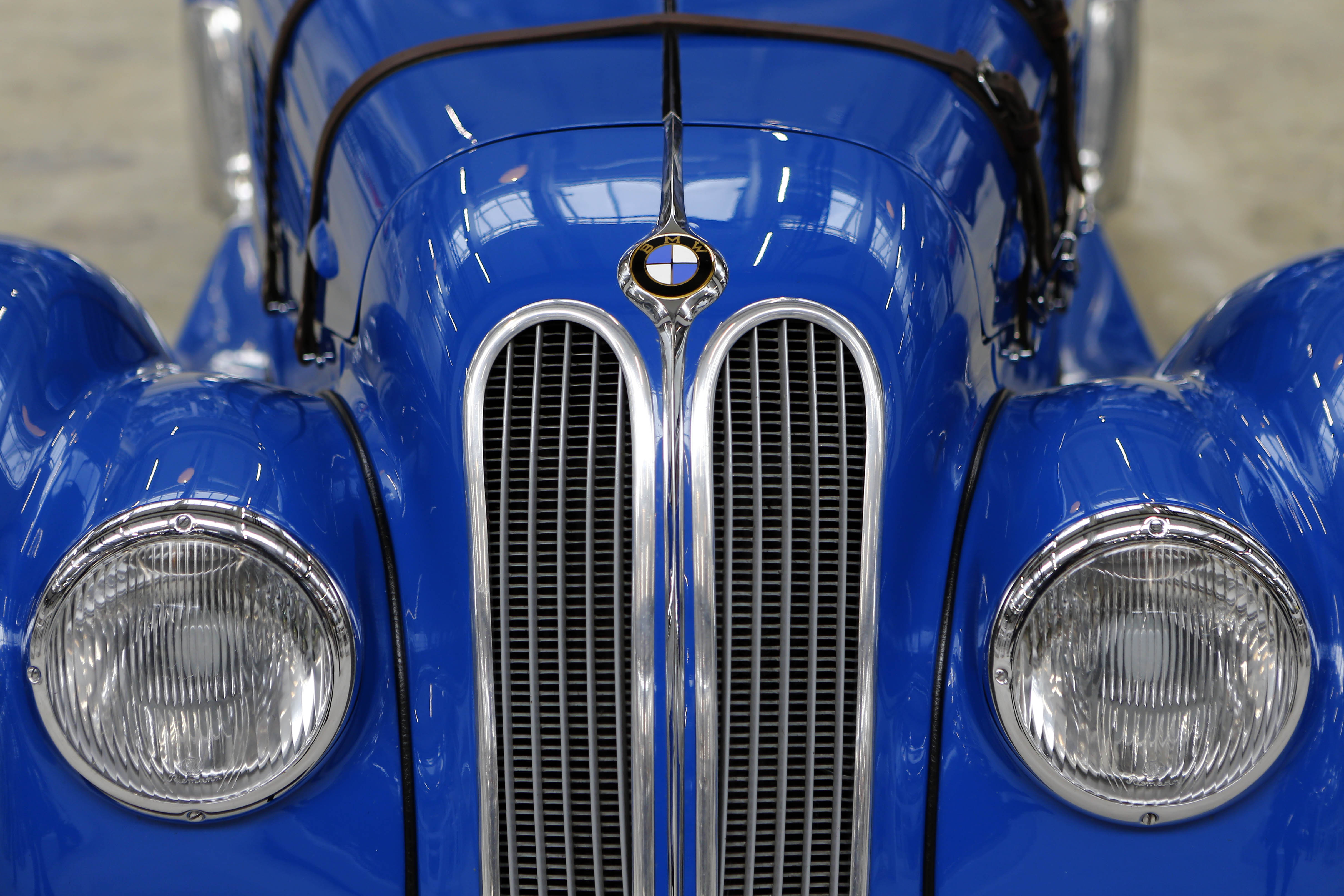 BMW shows off concept car for the self-driving future