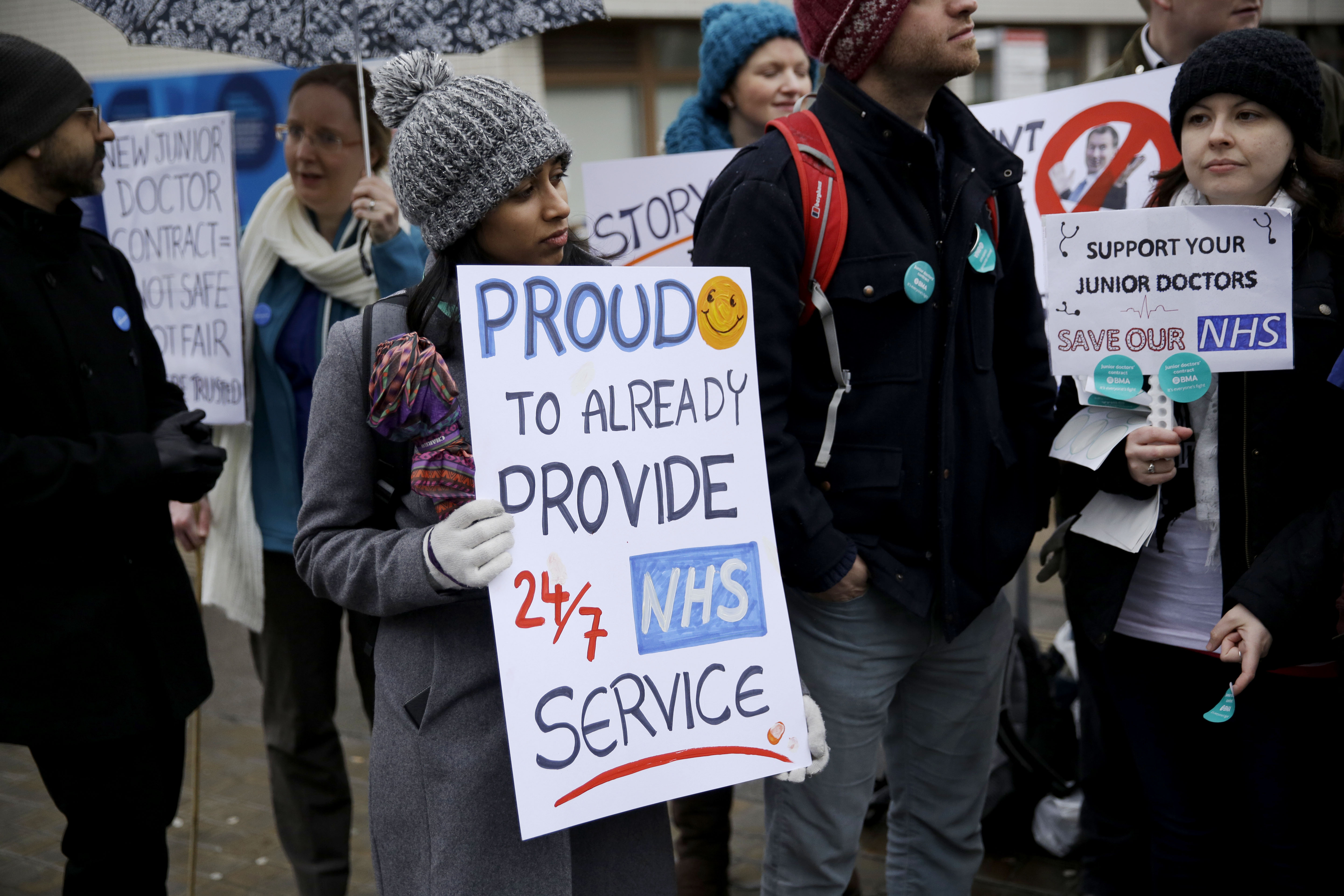 UK doctors stage 48-hour walkout over new contract