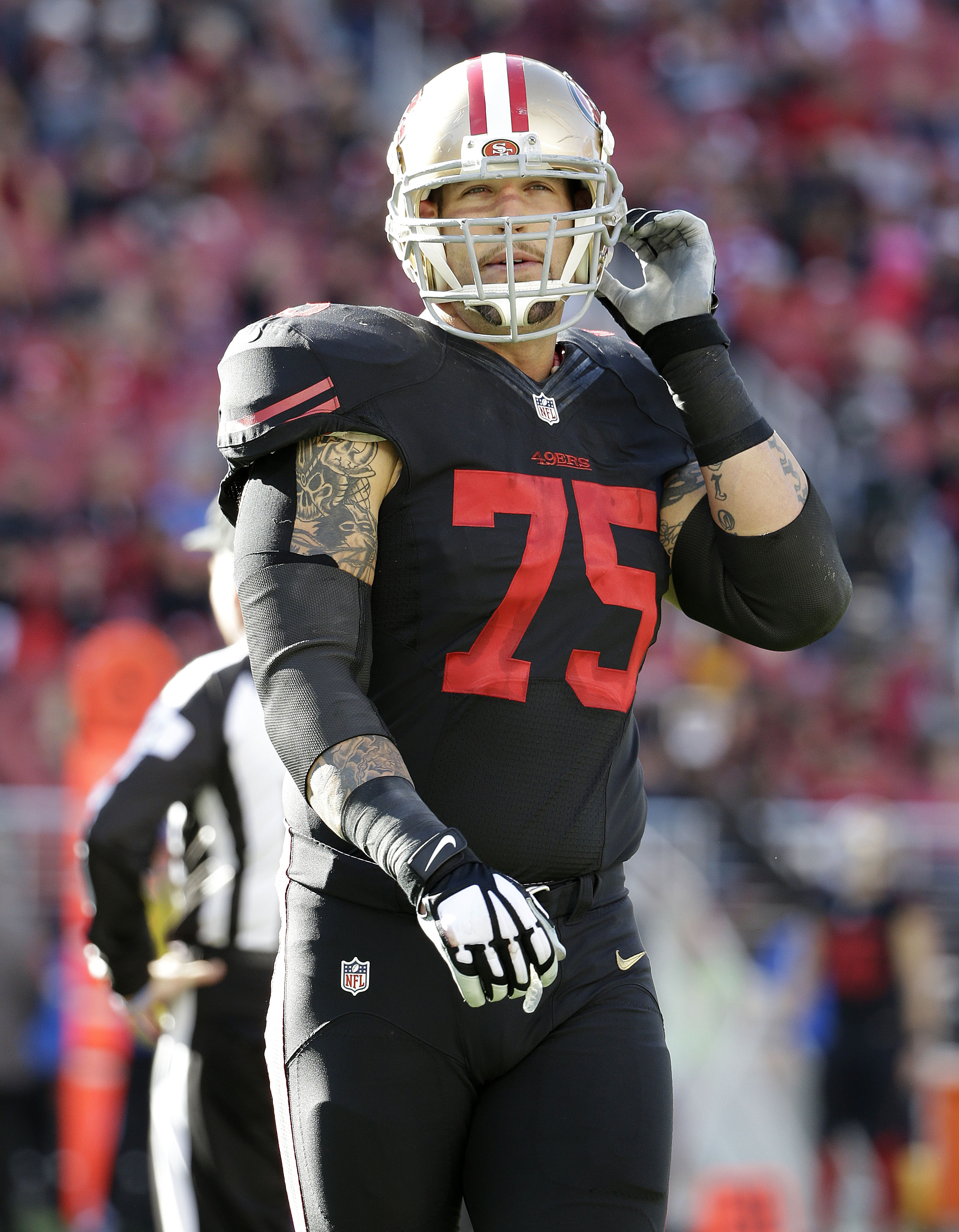 New Vikings LG Alex Boone 'was born to be in this division'