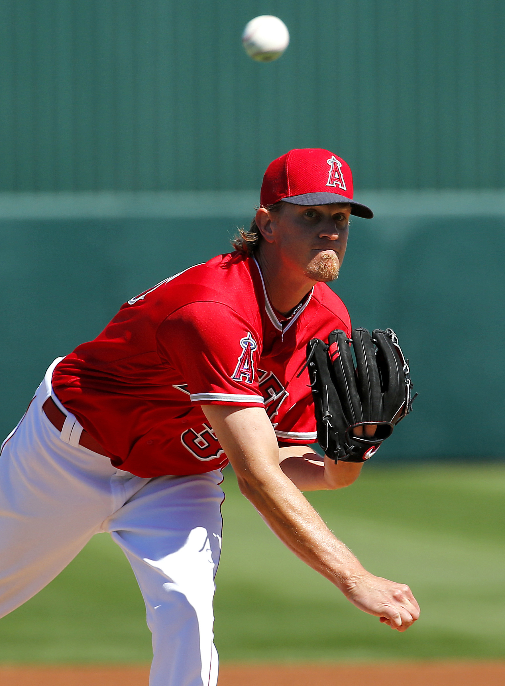 Angels' Jered Weaver has MRI because of neck tightness