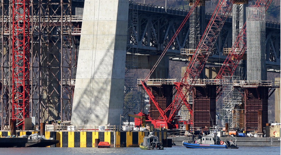 1 dead, 2 missing after tugboat crash on Hudson River