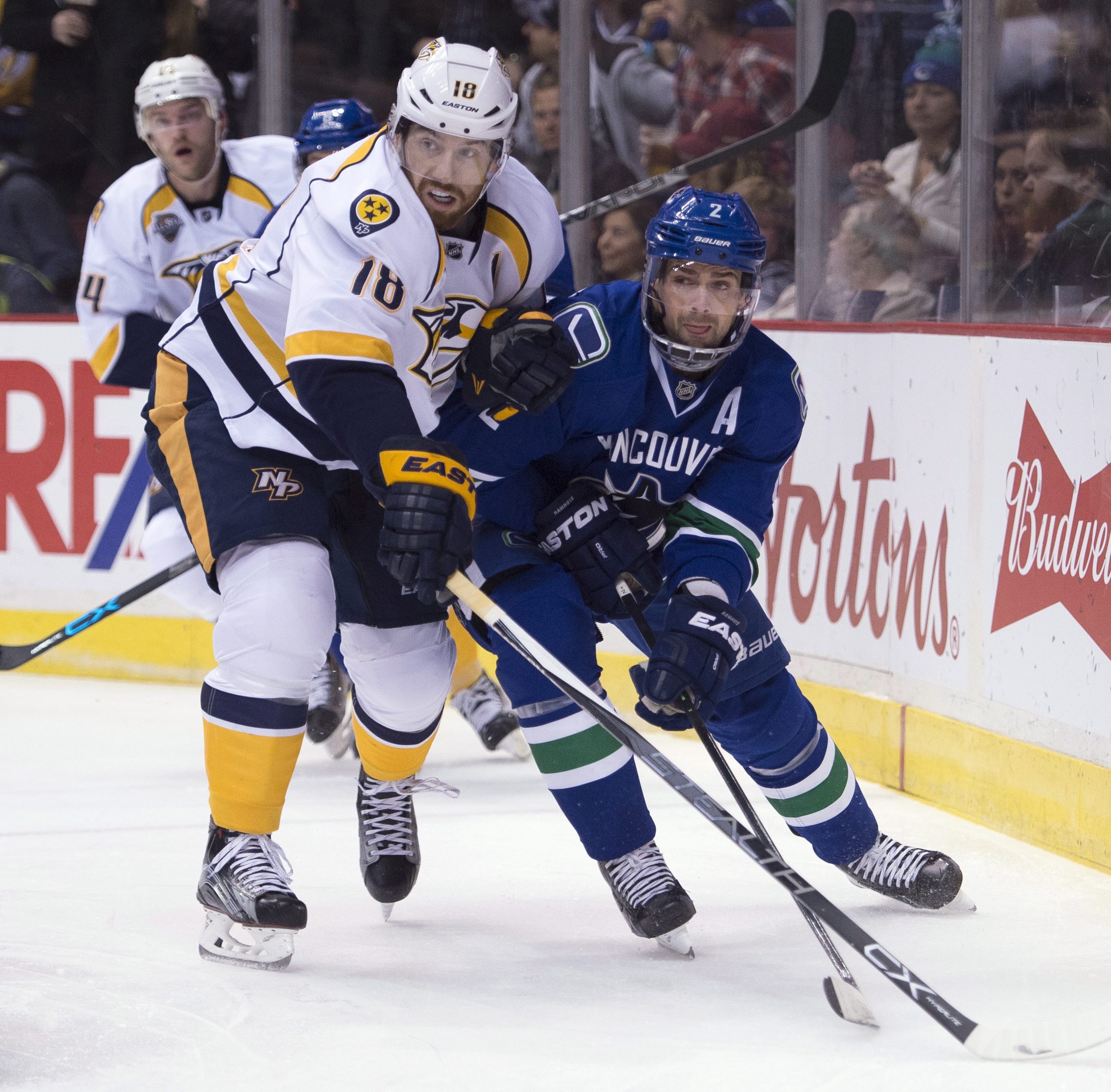 Canucks end Predators' point streak at 14 games with 4-2 win