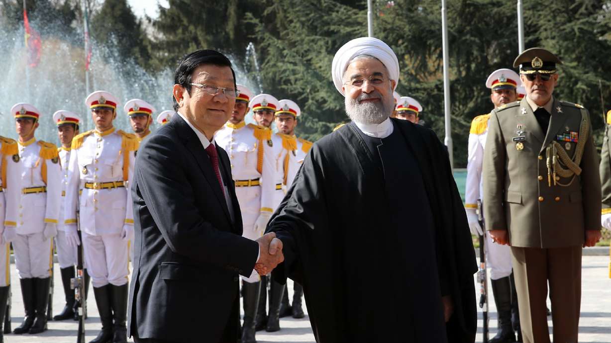 Iran welcomes Vietnamese leader, looks to boost trade