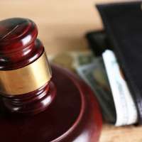 Man robbed West Jordan bank, then bought food and left stolen money as tip, police say