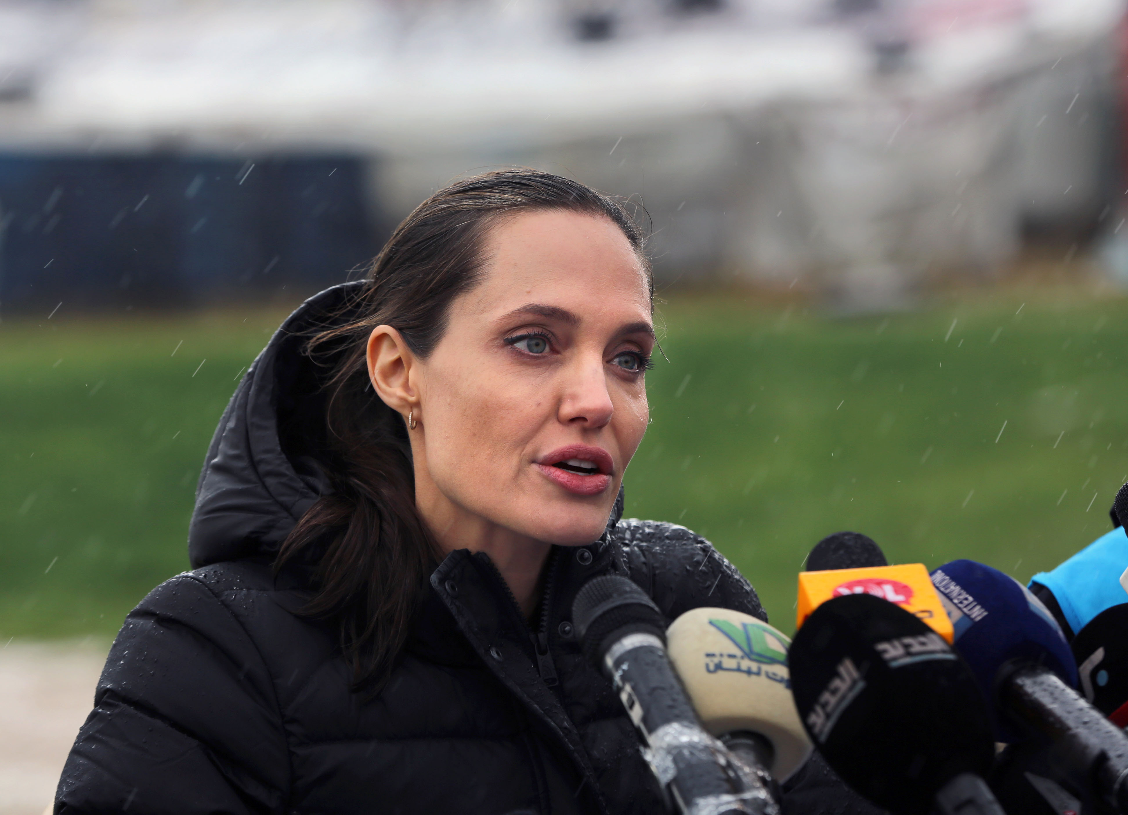 Angelina Jolie, in Lebanon, says world has failed refugees