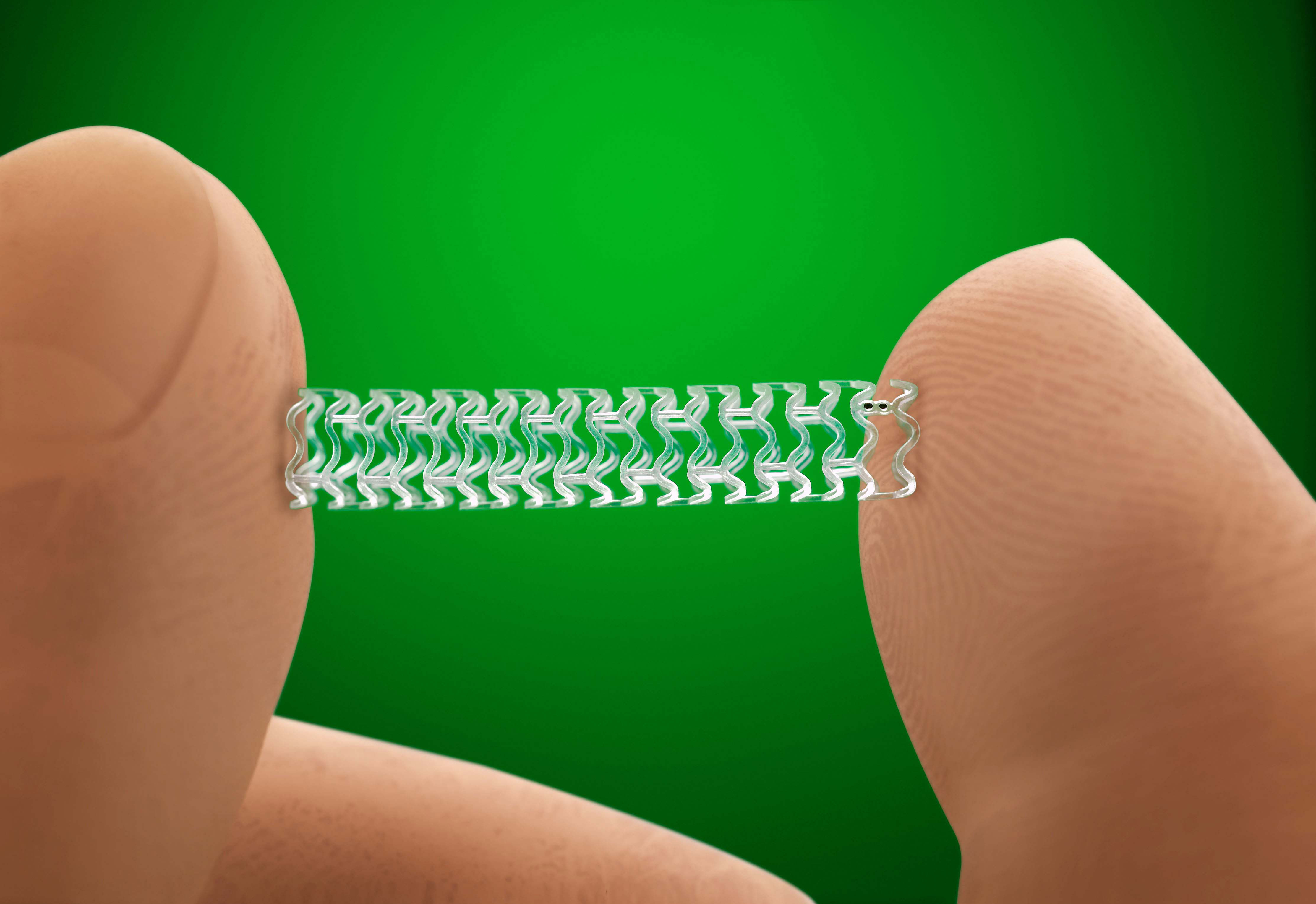FDA advisers back first dissolving heart stent