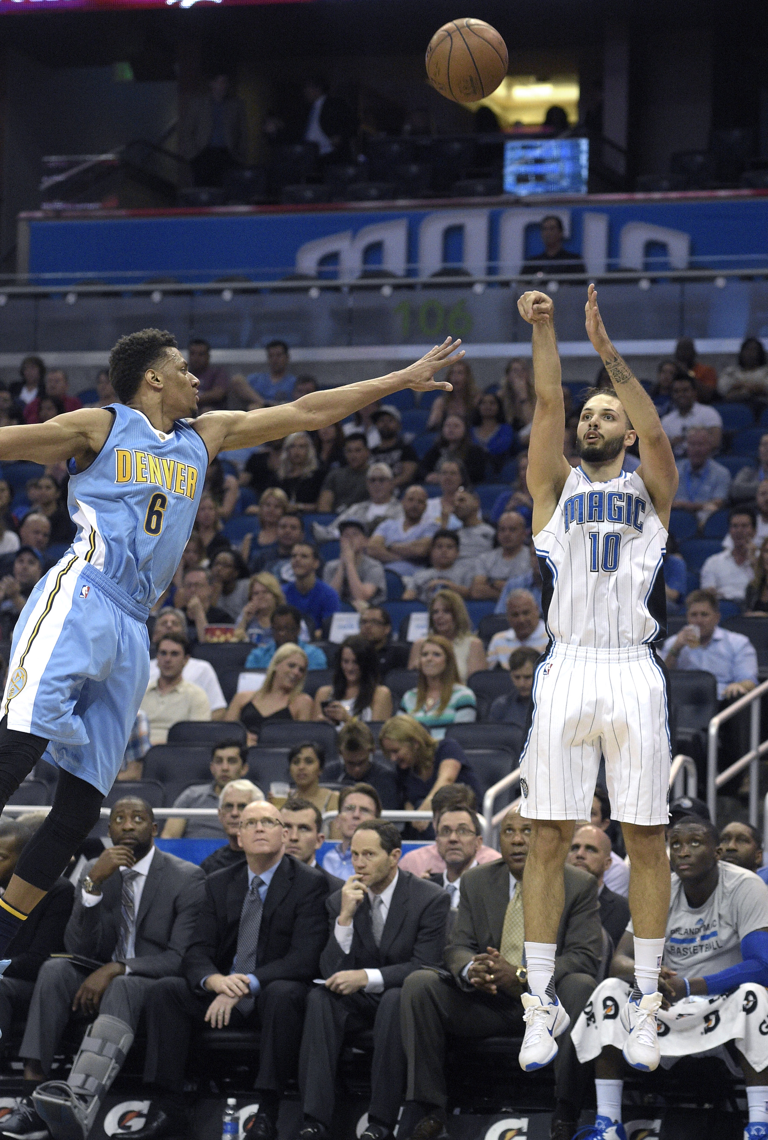 Fournier, Smith help Magic hold off Nuggets, 116-110