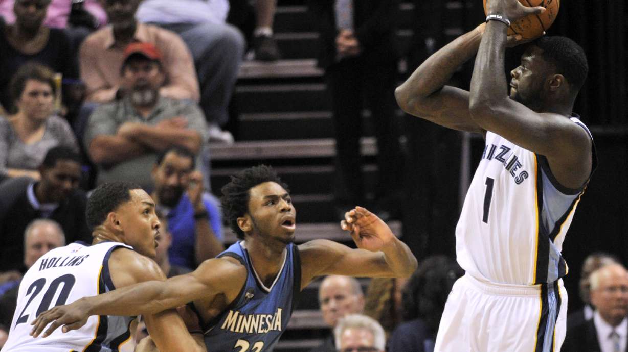 LaVine leads Wolves over short-handed Grizzlies 114-108