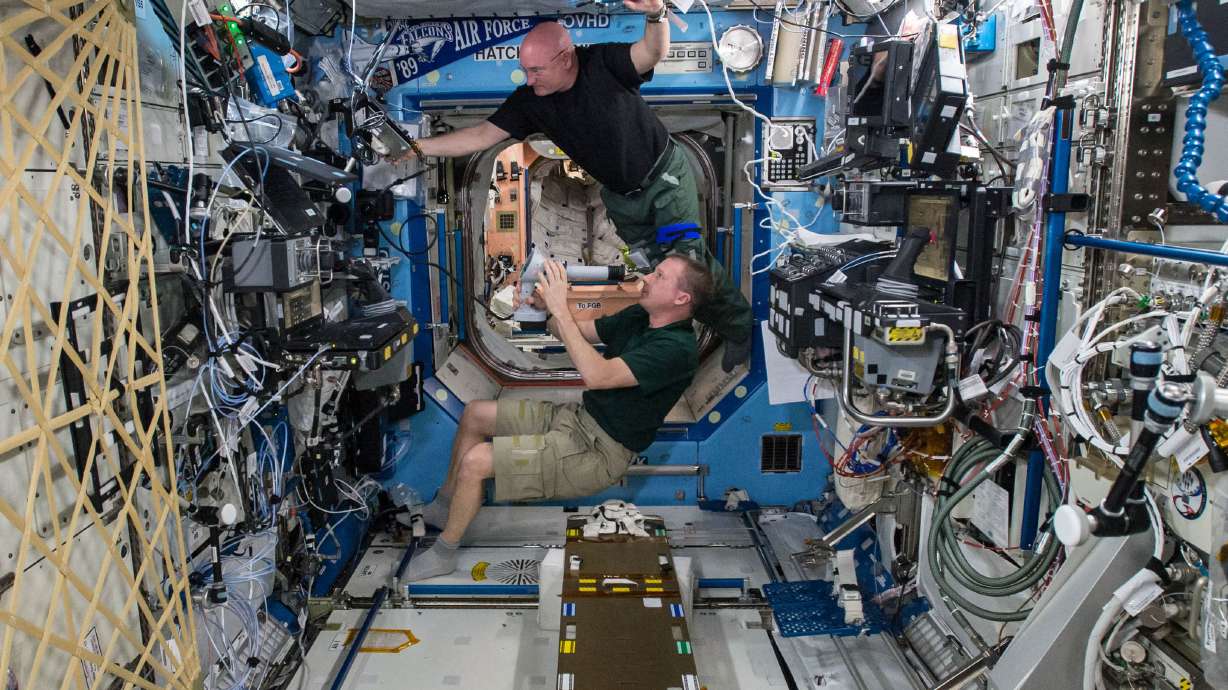 Star astronaut Scott Kelly: Time right to retire from NASA