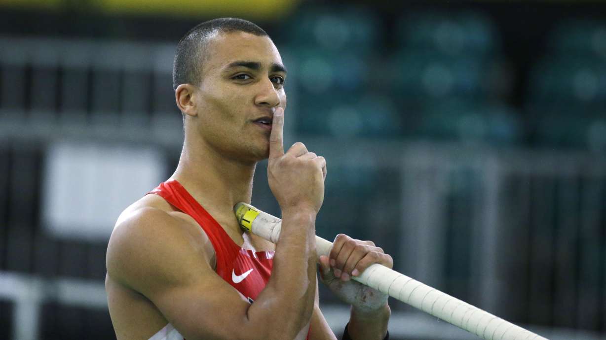 Eaton captures 3rd straight world indoor heptathlon title
