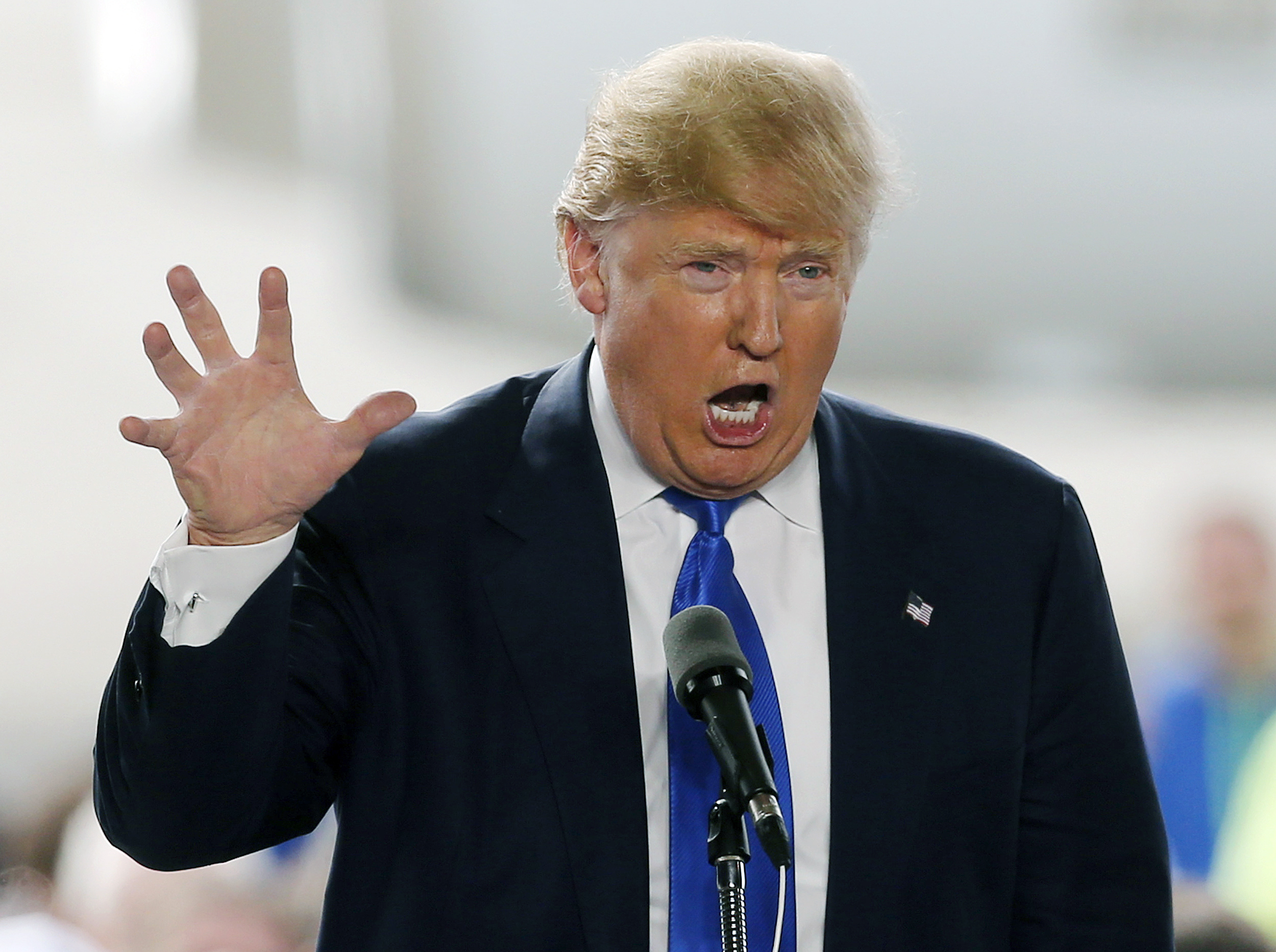 Gaffe Proof? Trump vs. Clinton tests political pitfalls