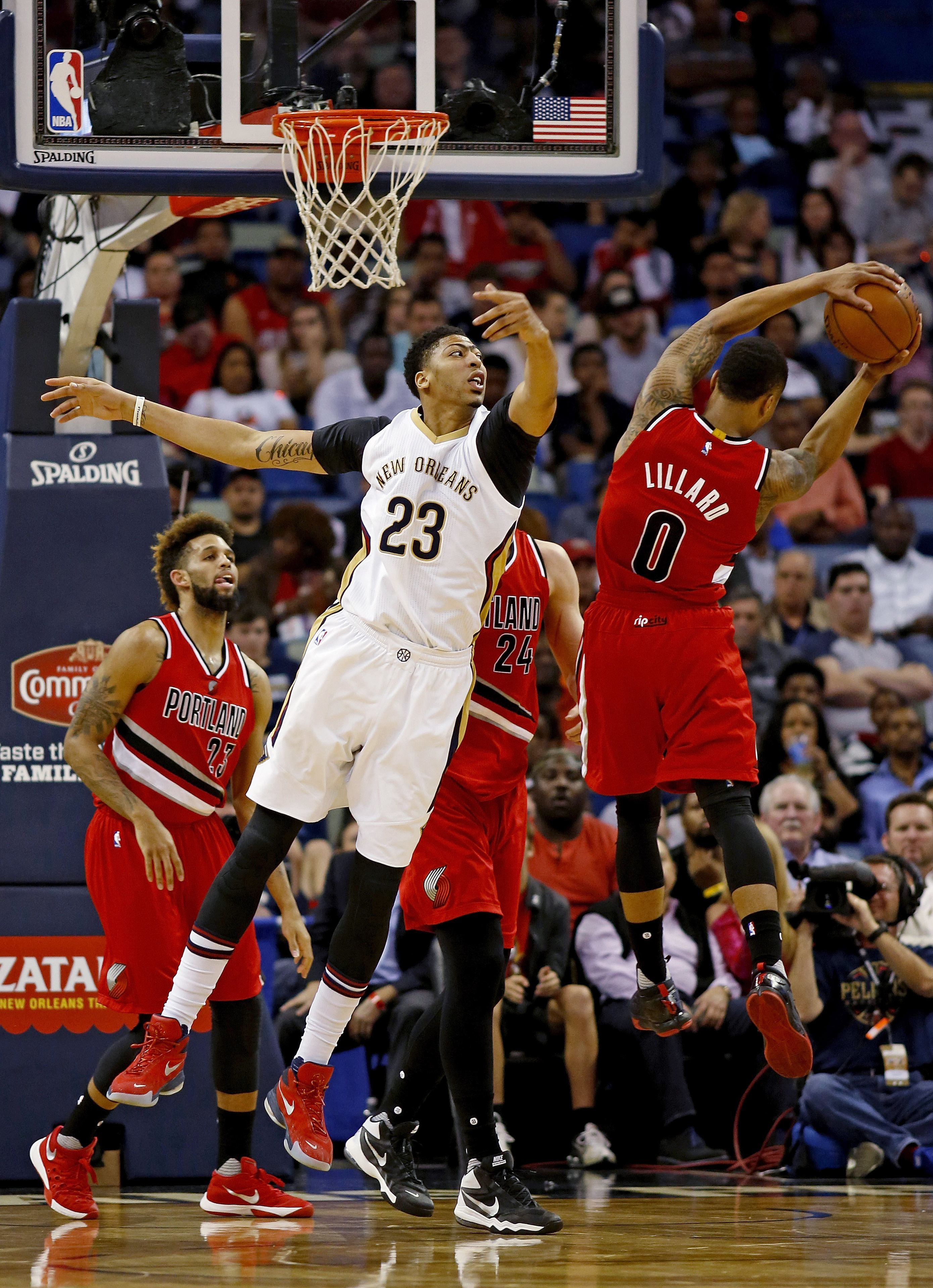 Pelicans' Davis out for season, putting Rio in doubt