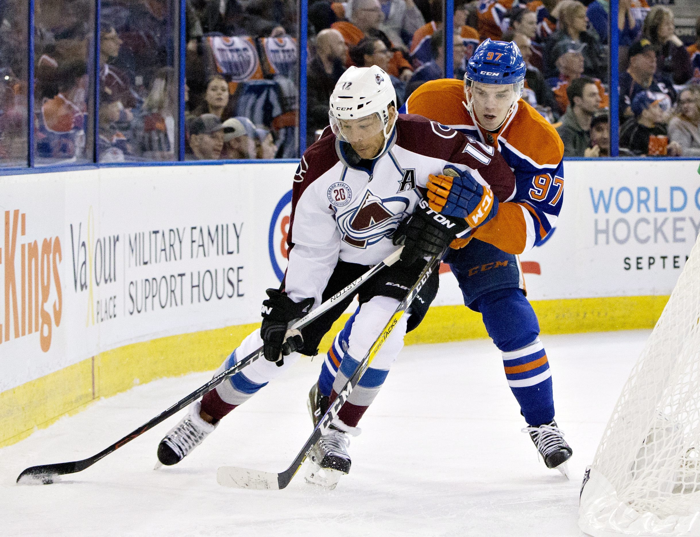Landeskog helps Avalanche beat Oilers for 3rd straight win