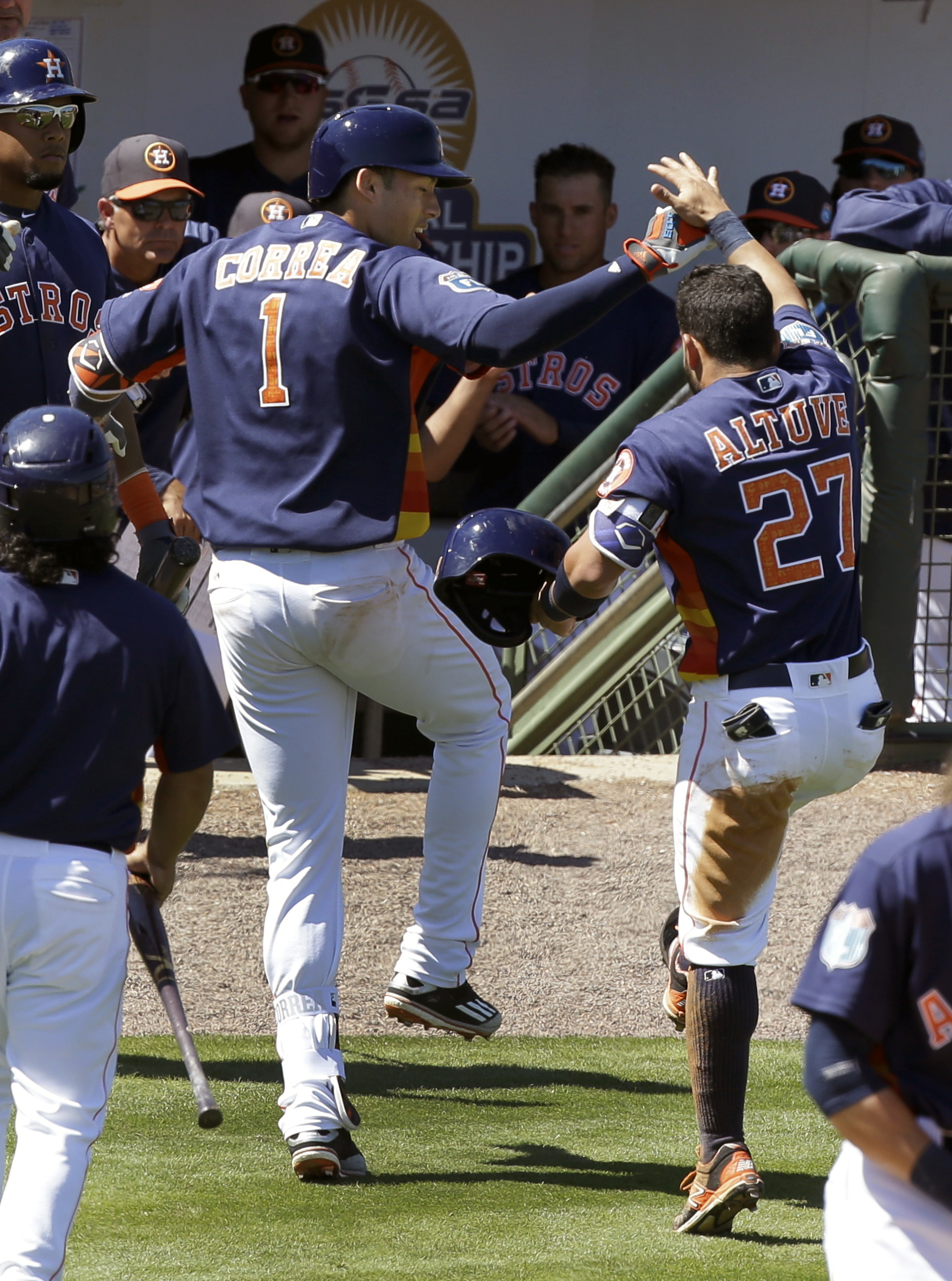 Correa hits 3rd spring homer as Astros beat Braves
