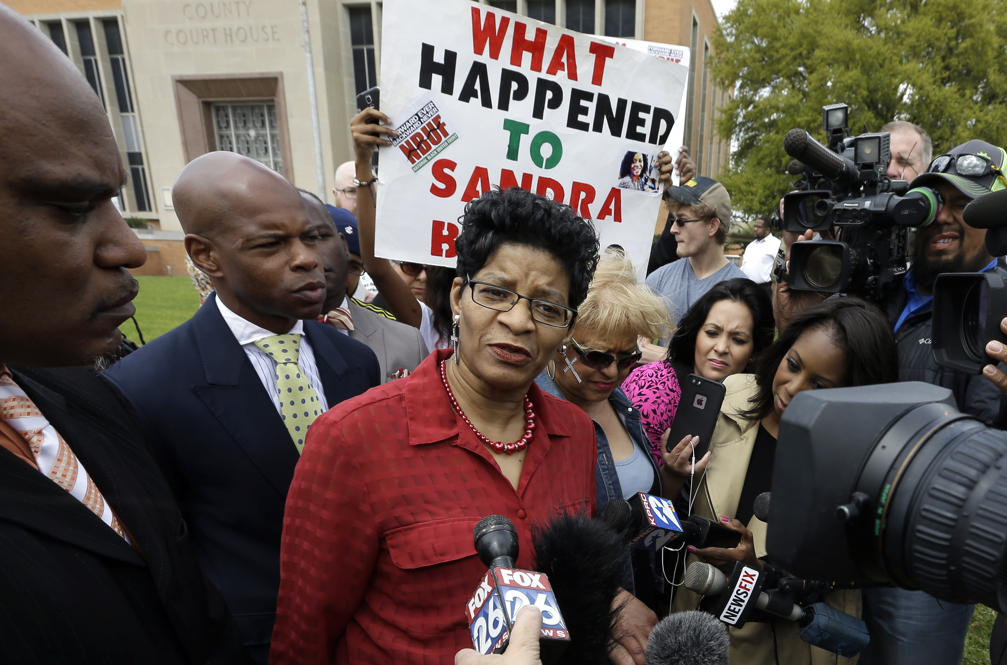 Bland's mother seeks accountability in ex-trooper's case