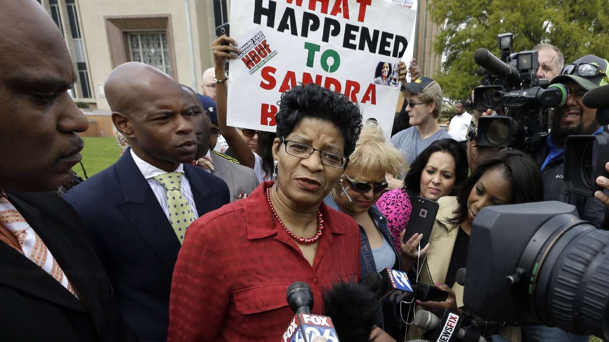 Bland's mother seeks accountability in ex-trooper's case