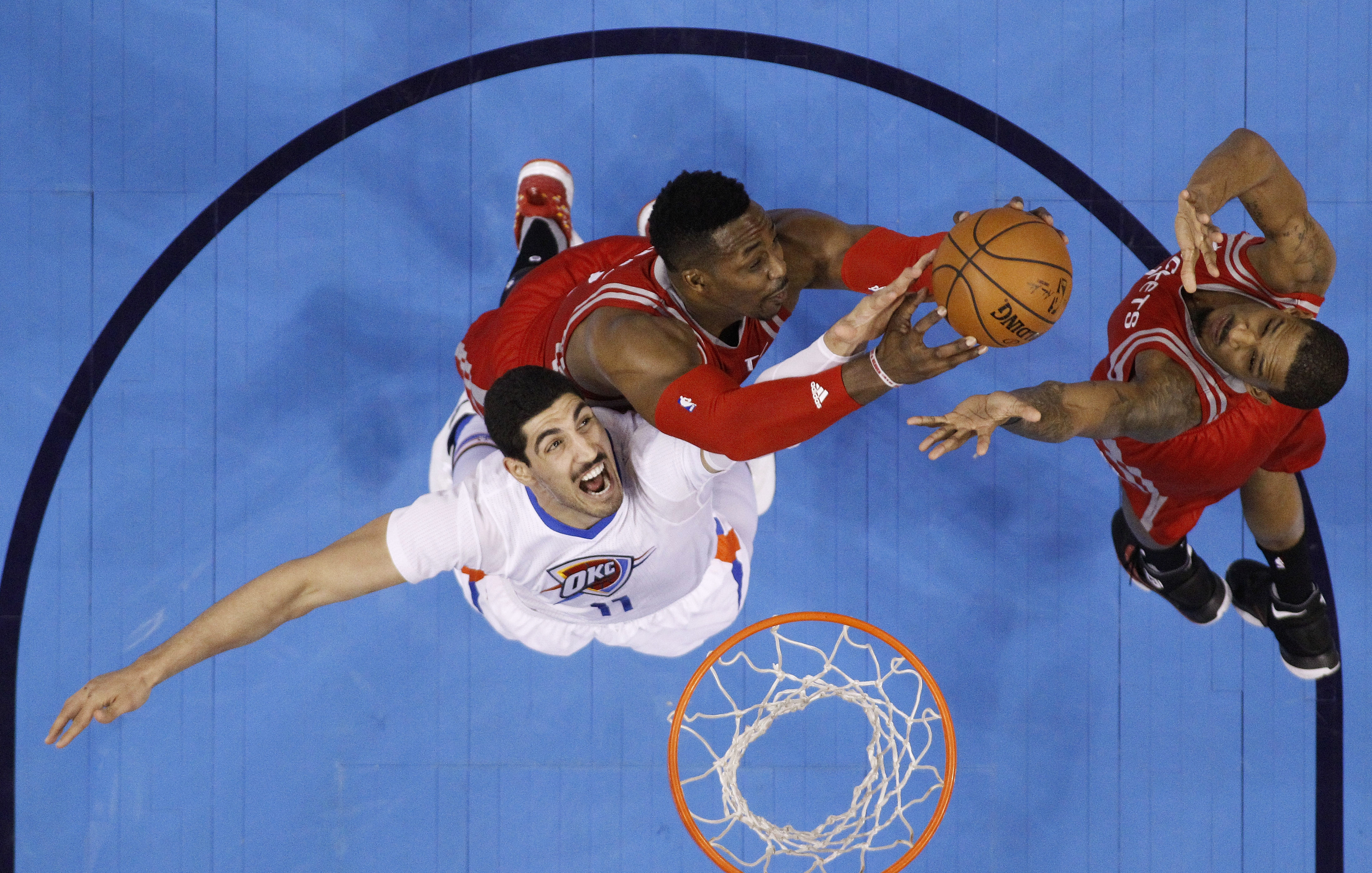 Westbrook's triple-double leads Thunder past Rockets 111-107