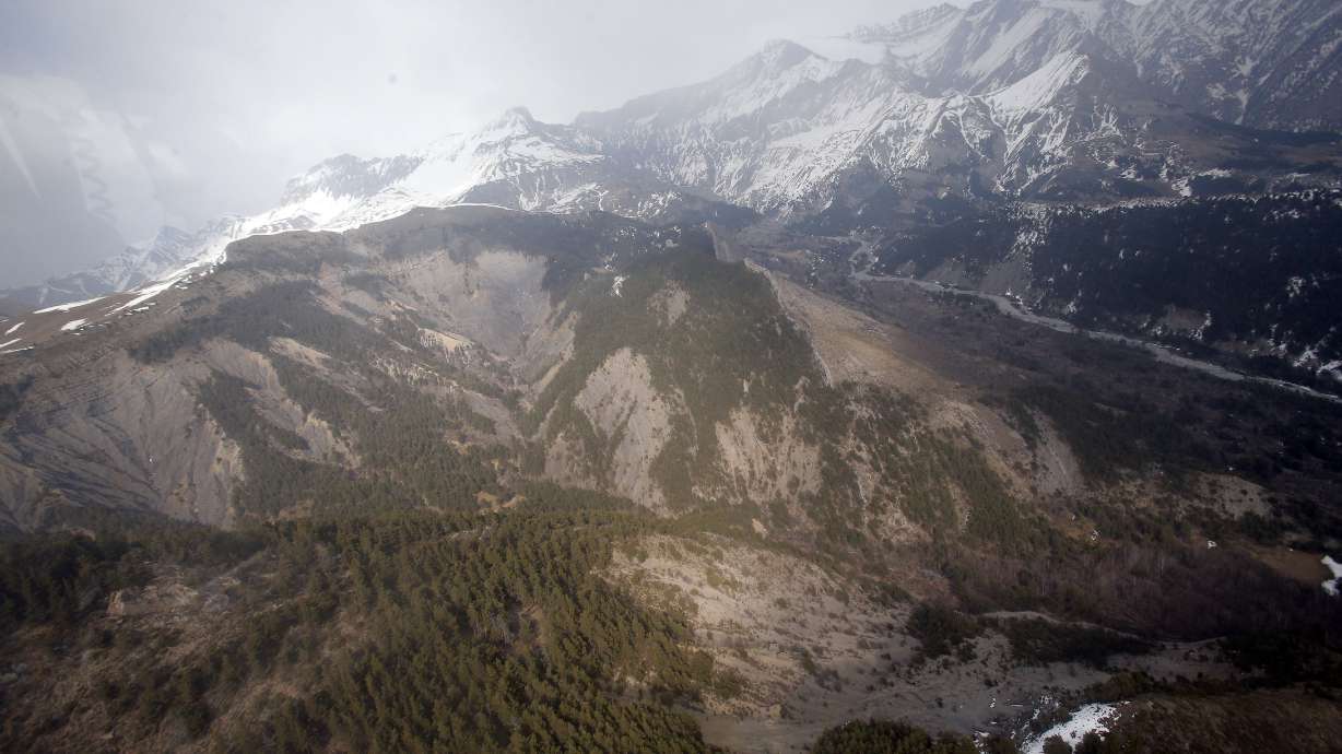 Victim families mark 1 year since doomed Germanwings flight