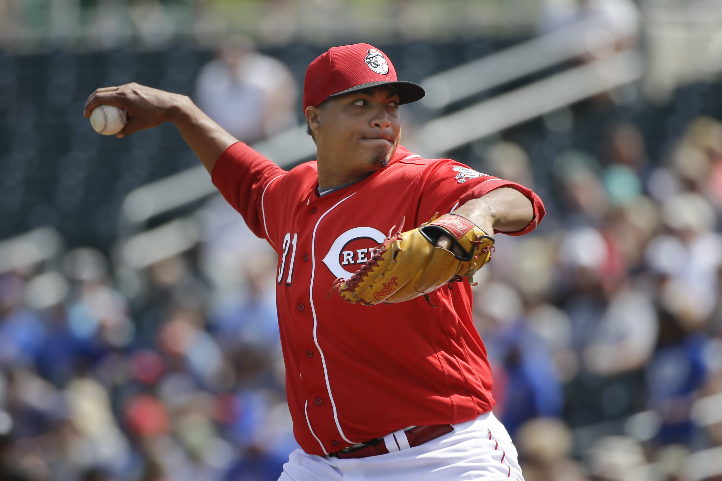 Alfredo Simon can earn up to $3.5 million from Reds