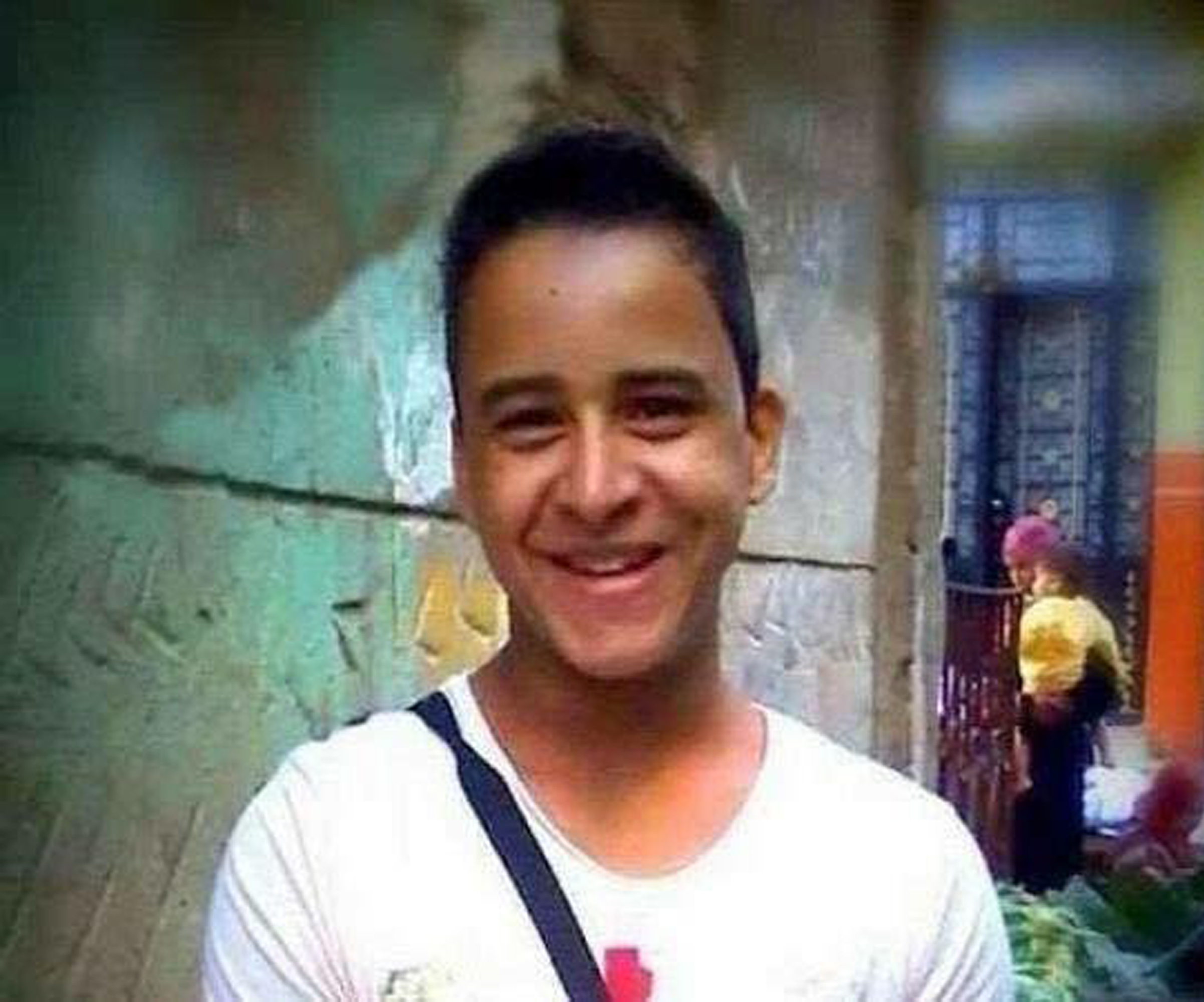 Egypt frees youth detained for anti-torture T-shirt