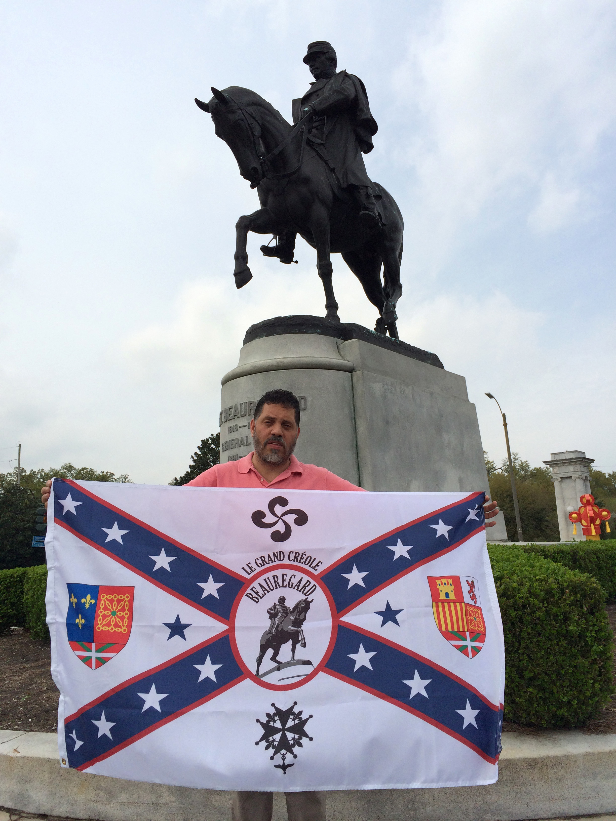 Backlash halts removal of Confederate symbols in New Orleans