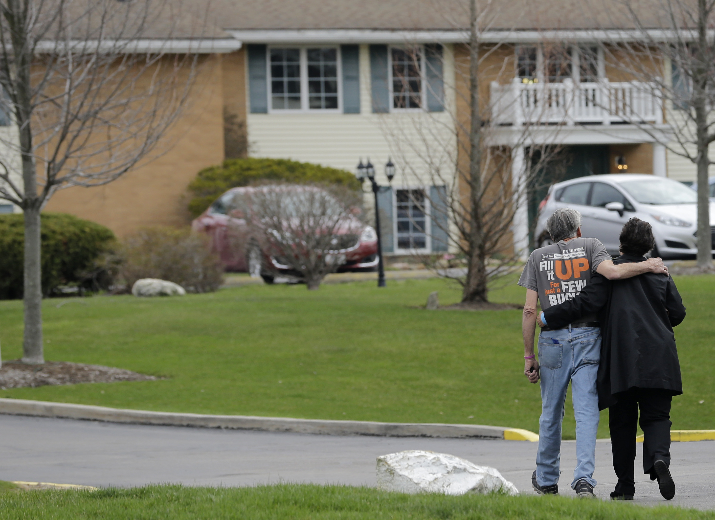 Warrant: Chef at Ohio facility admitted killing housekeepers