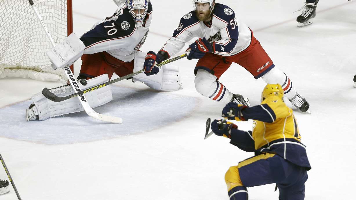 Weber, Neal lead Predators past Blue Jackets 5-1