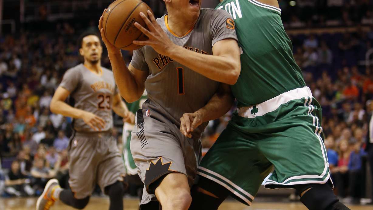 Thomas scores 28, leads Celtics over Suns 102-99