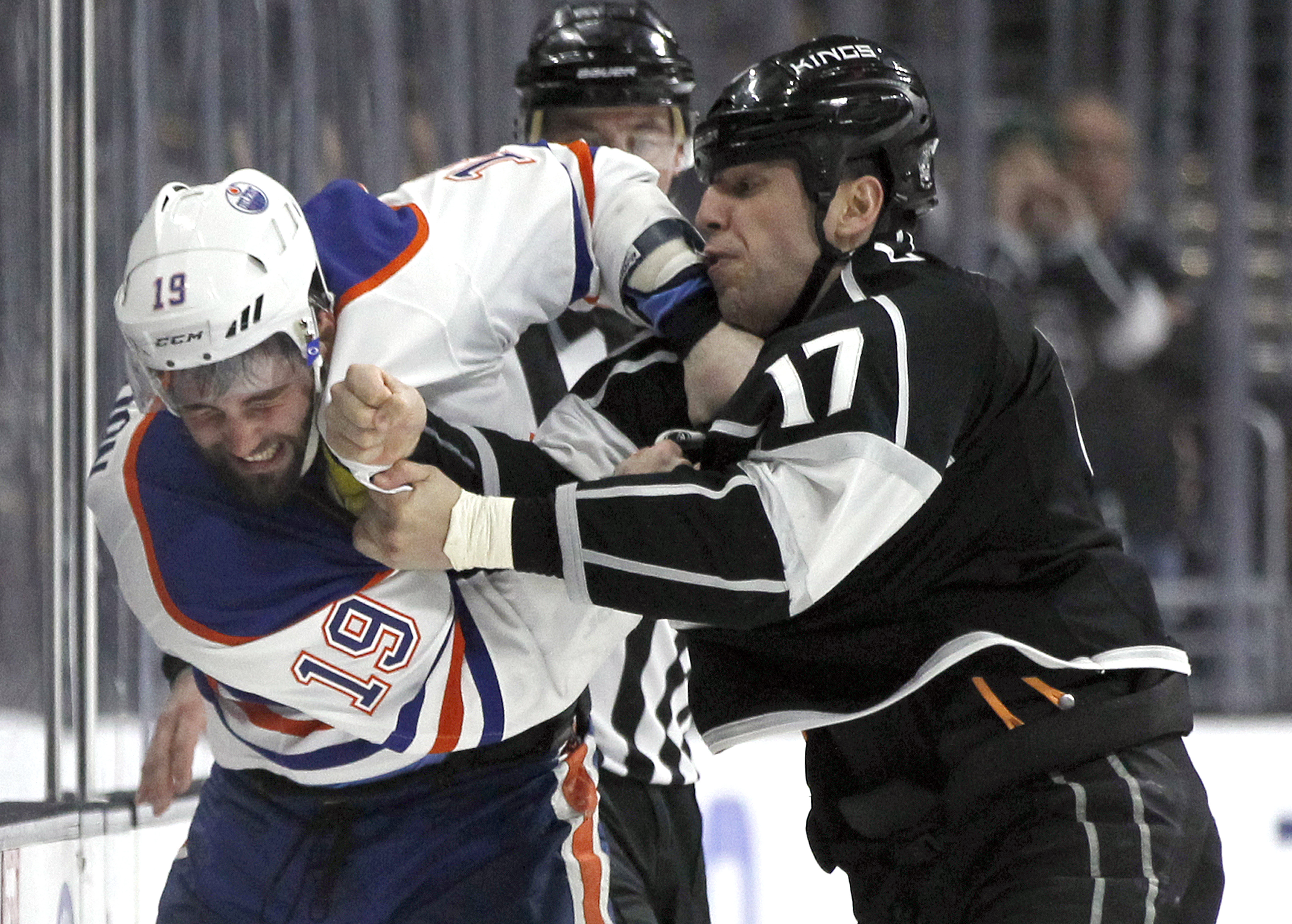 Kings complete 5-game season sweep of Oilers with 6-4 win