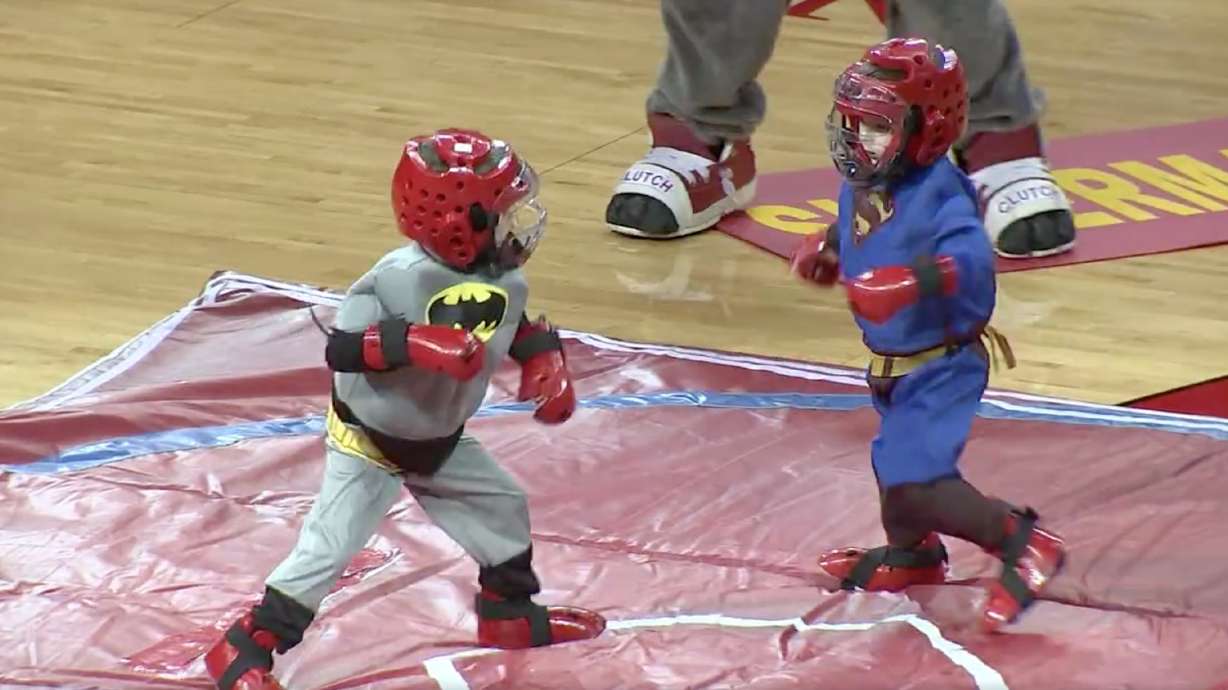 Batman vs. Superman fight turns miniature; pretty poor puns