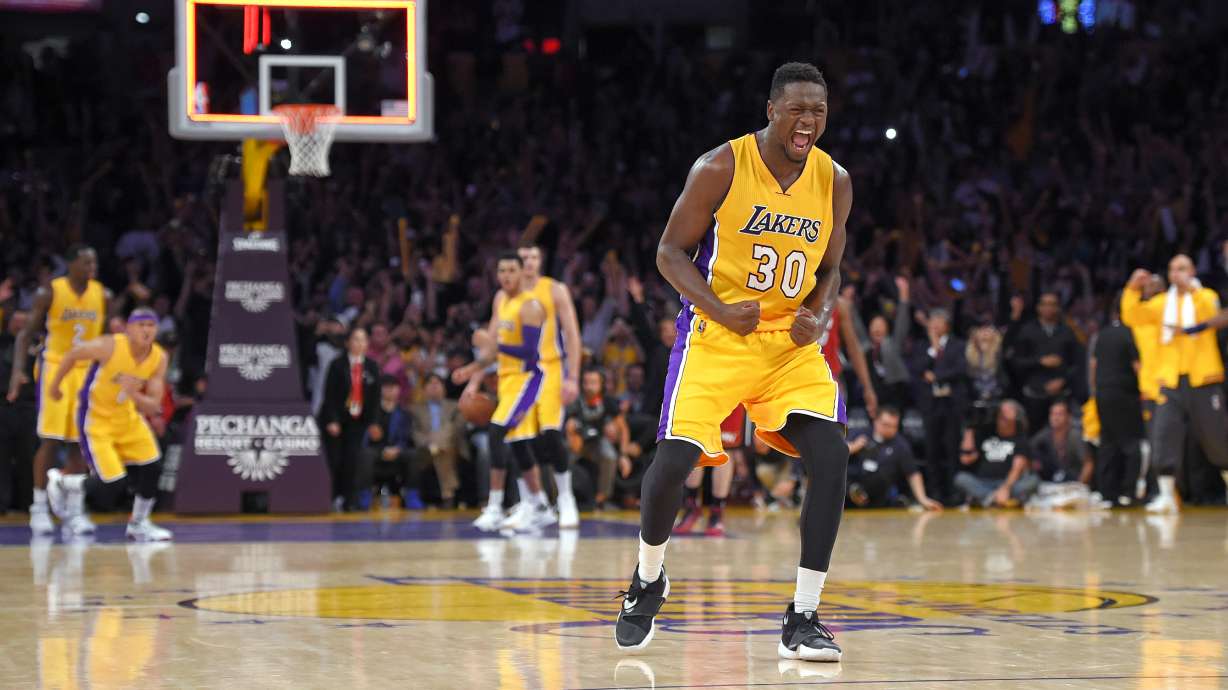 Lakers forward Julius Randle fined $15,000 for gesture