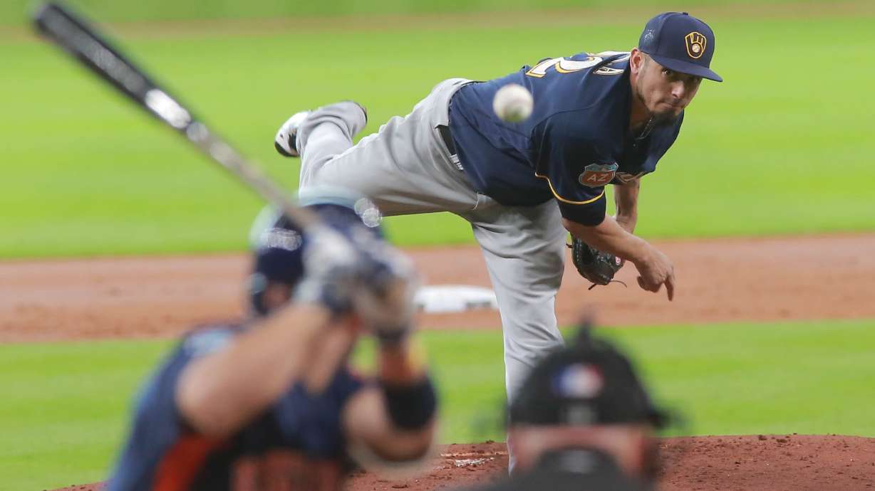 Brewers' Garza leaves start because of shoulder tightness