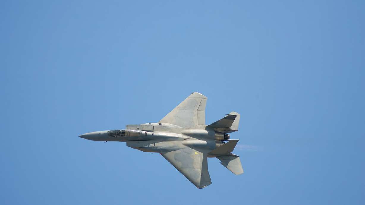 U.S. F-15s deployed to Iceland