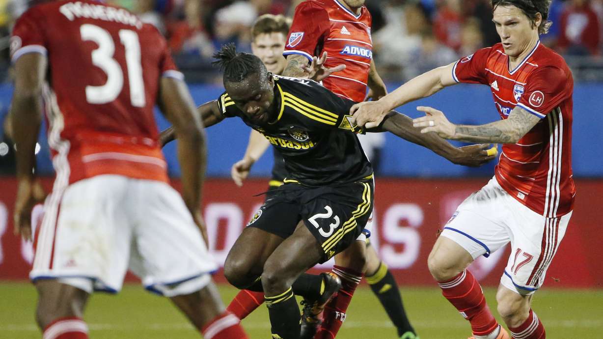 FC Dallas earns 1-1 draw with Crew, moves atop MLS standings