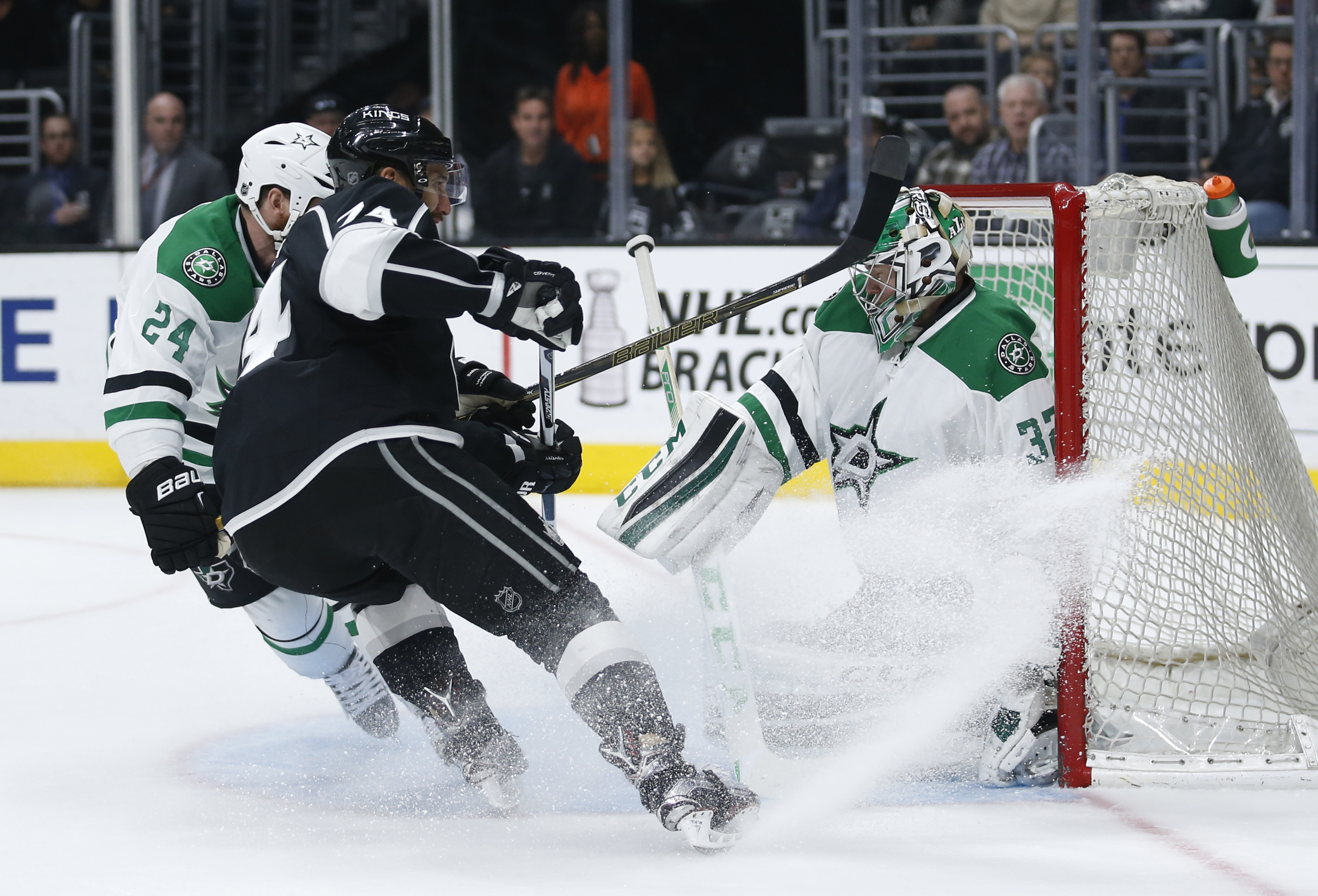 Benn brothers score in Dallas' 3-2 win over Kings