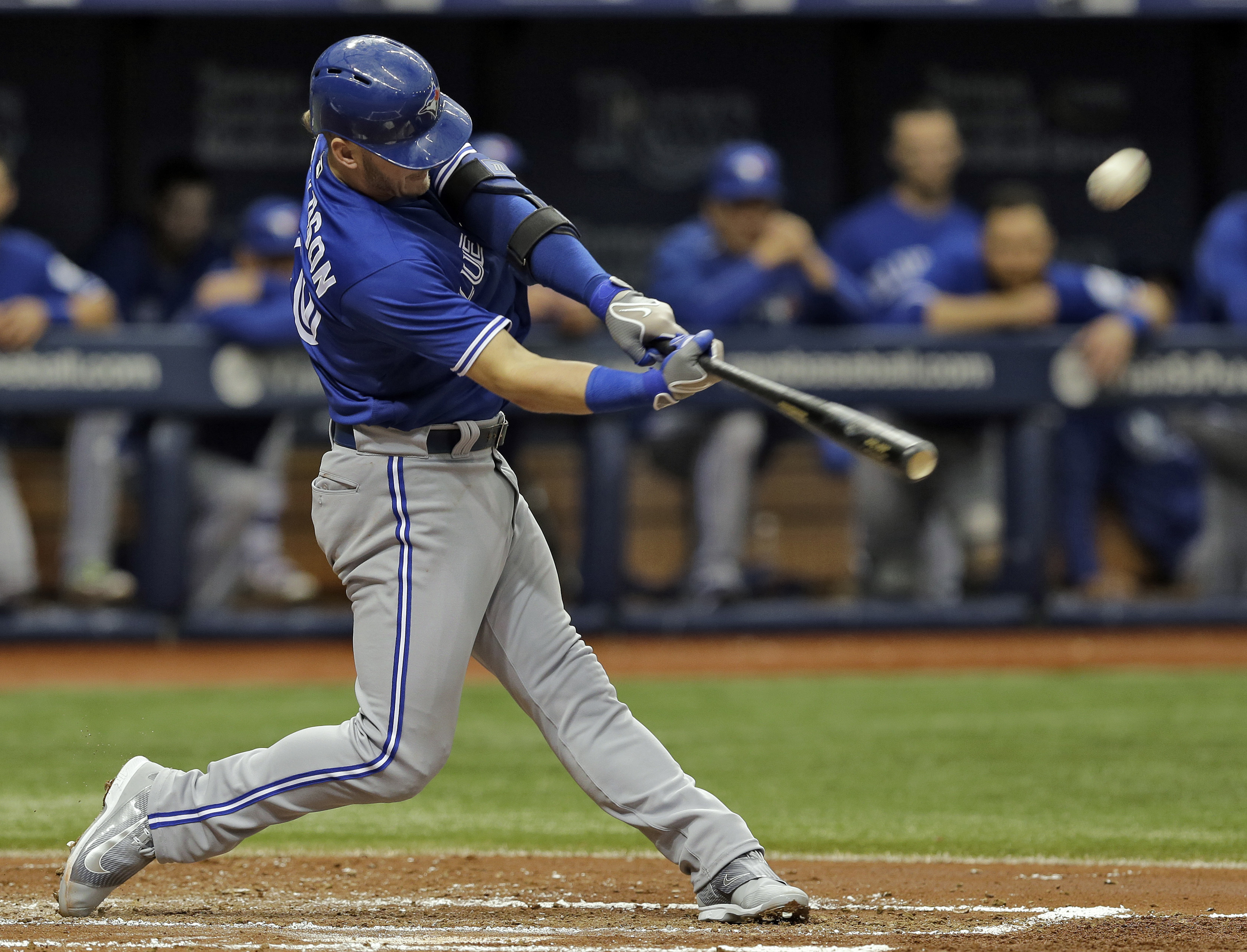 Josh Donaldson injures calf as Blue Jays lose to Rays 5-3