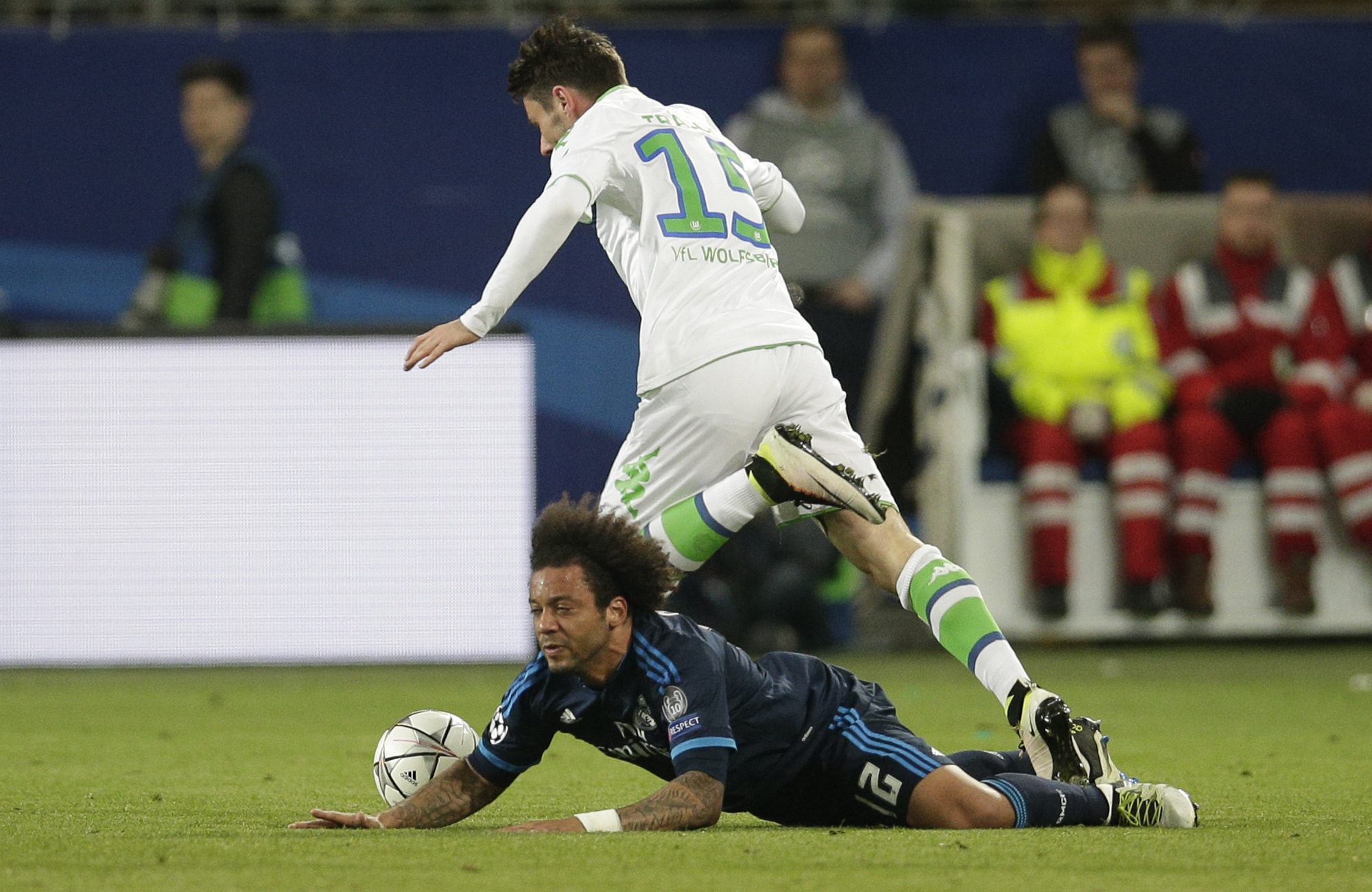 Marcelo criticized for dive in Champions League game