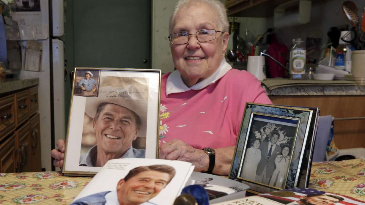 From Ronnie to a fan: more than 100 Reagan letters for sale