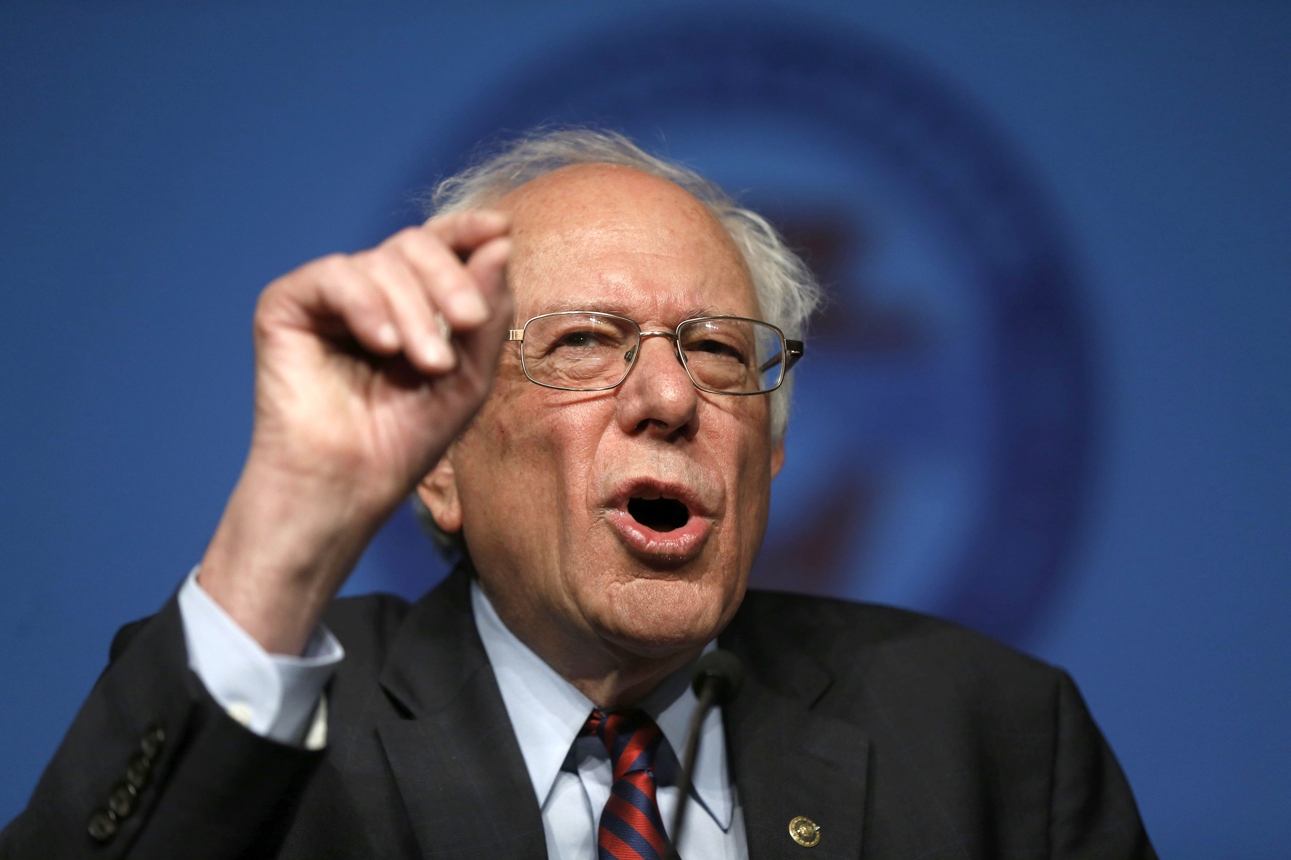 Clinton: Qualification hit by Sanders a "misrepresentation"
