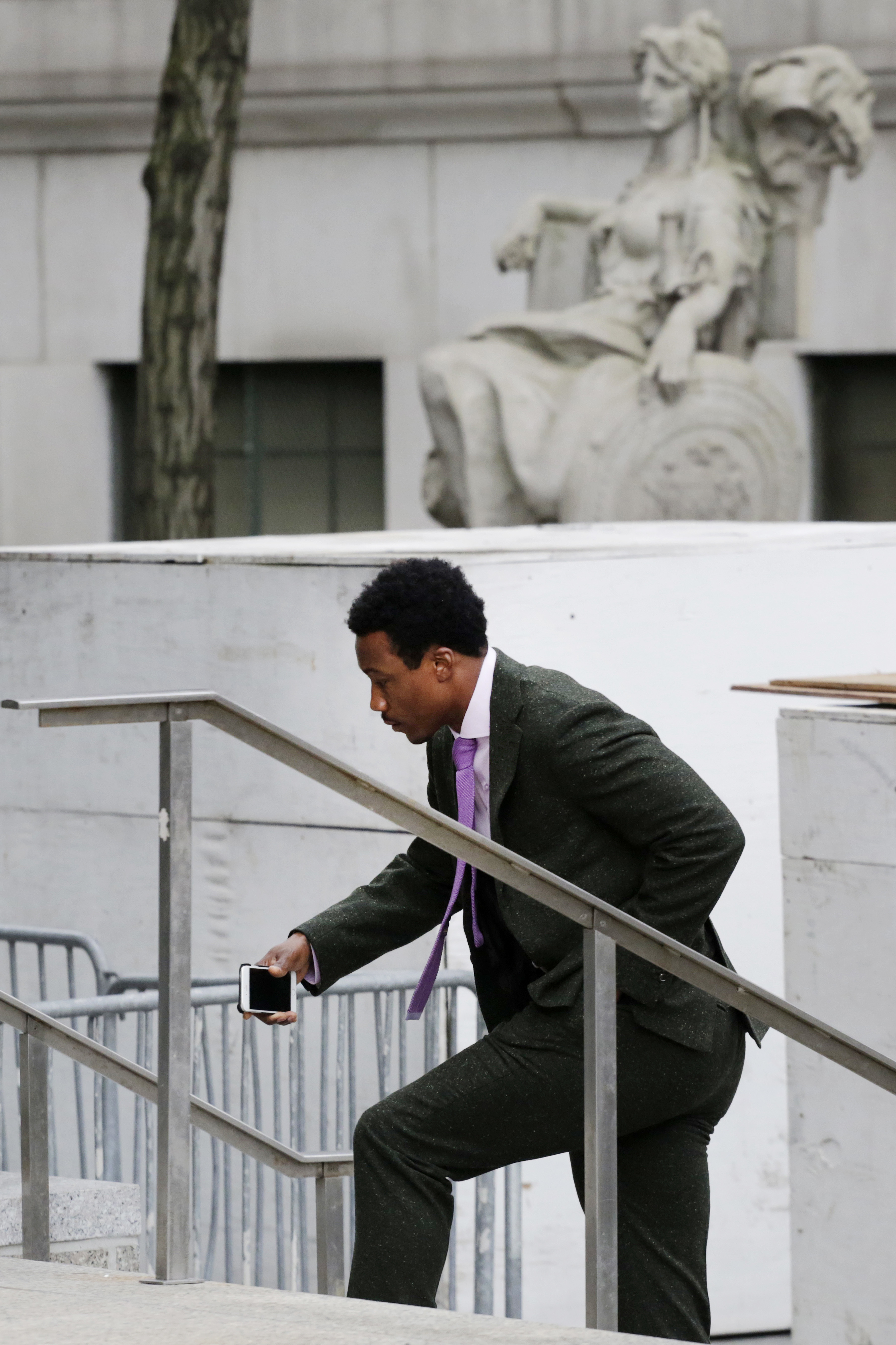 Jury: Woman did not prove she was punched by Jets' Marshall