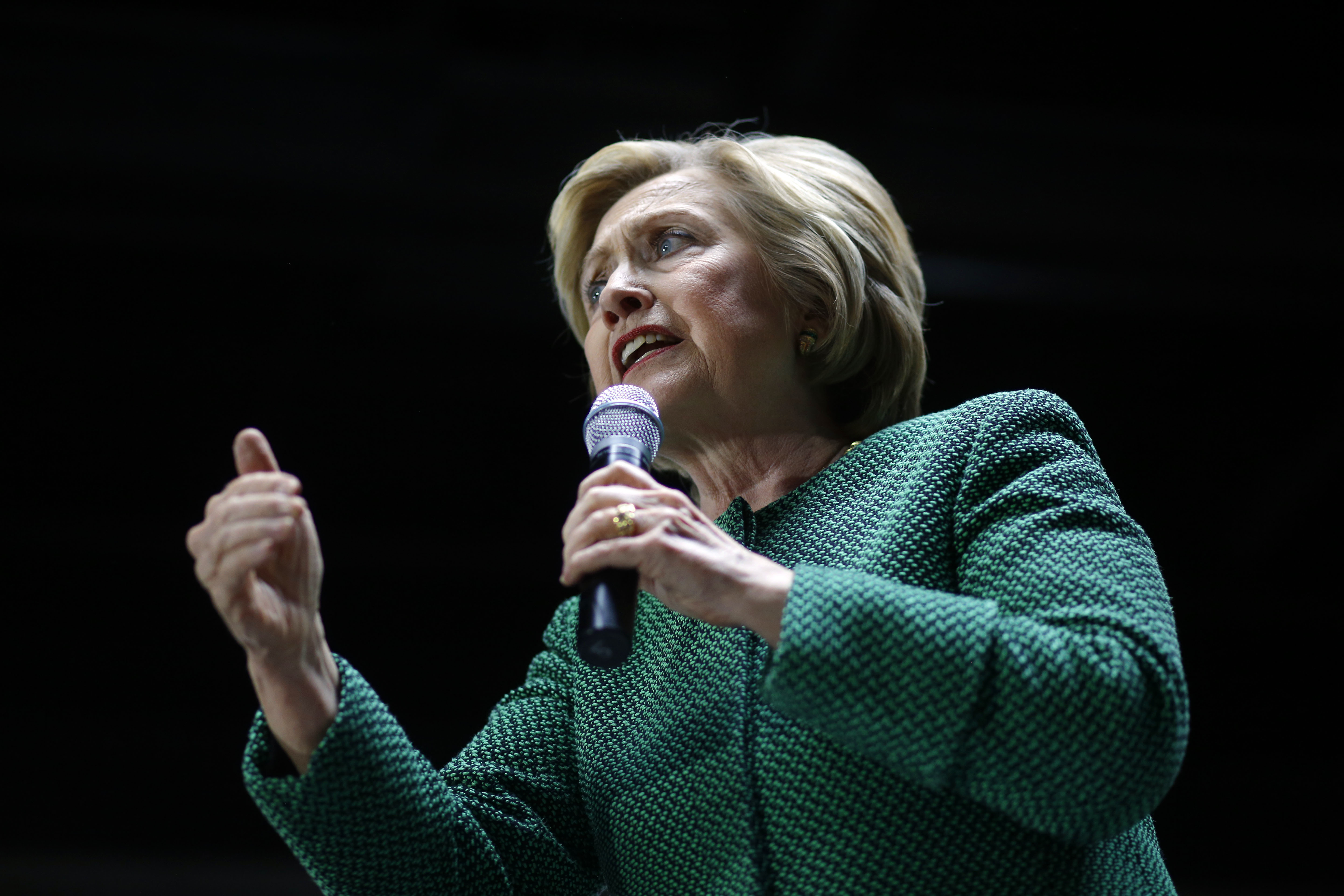 Clinton readies ad challenging Trump on his home turf of NY