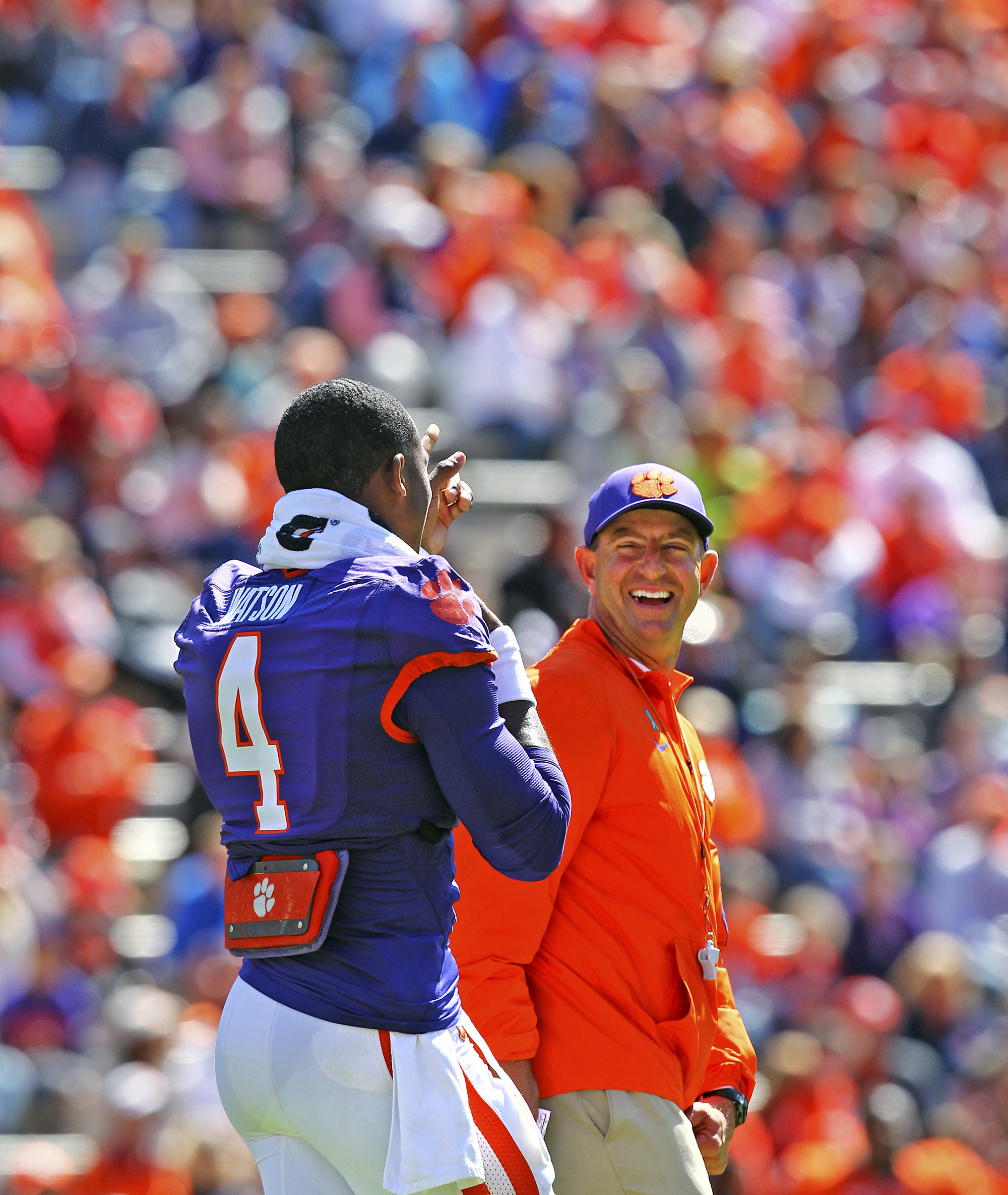 Clemson's Swinney gets $1.1 million raise in new 6-year deal