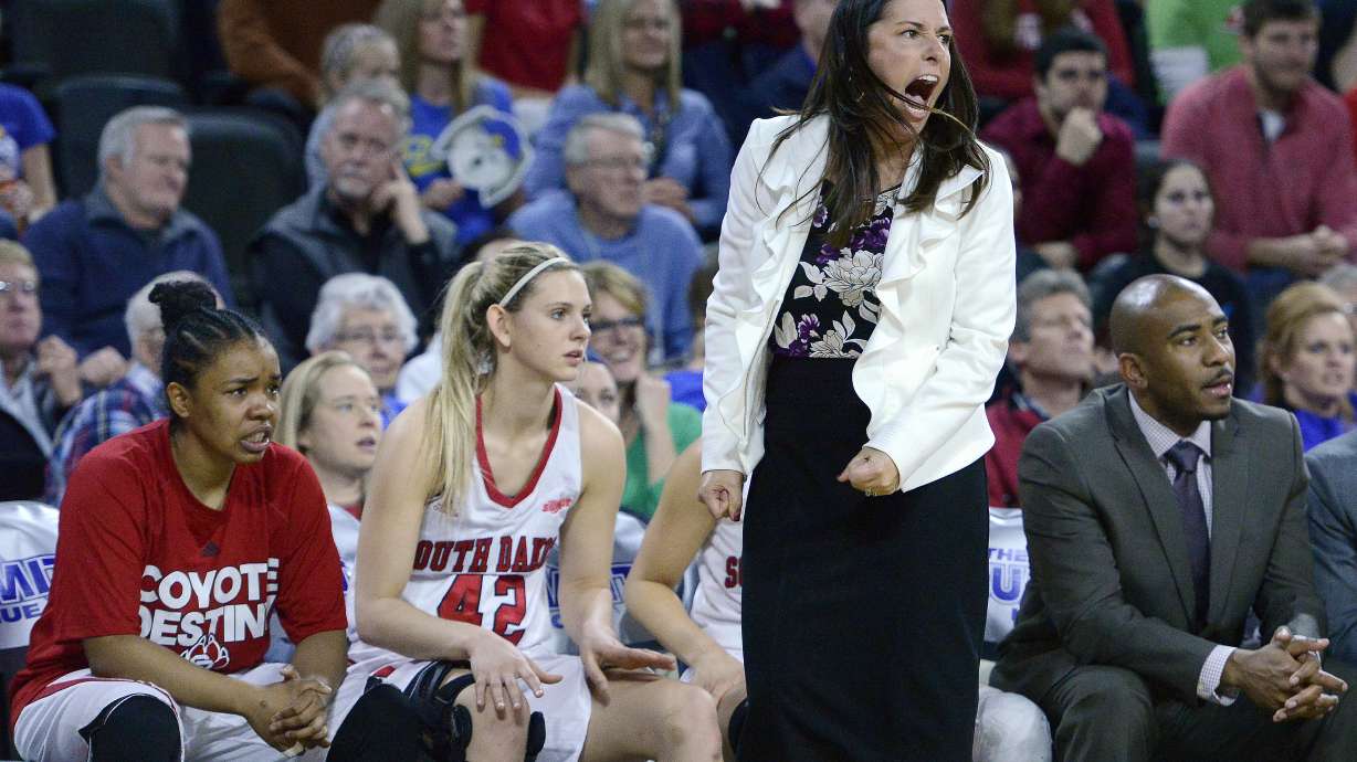 Building trust top priority for new Nebraska women's coach