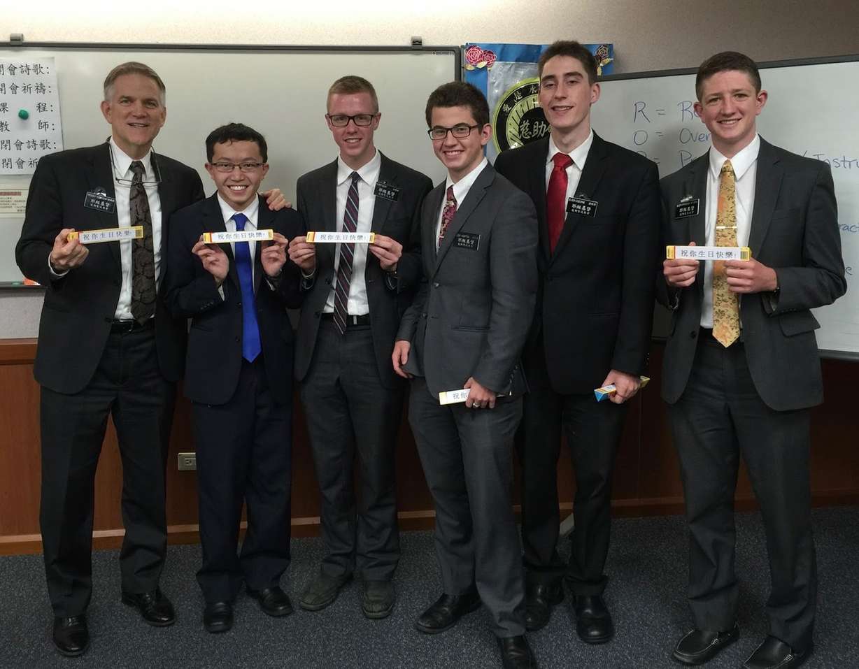 David Hampton, center, was killed while serving an LDS mission in Taiwan. (Photo: Taiwan Taichung Mission blog)