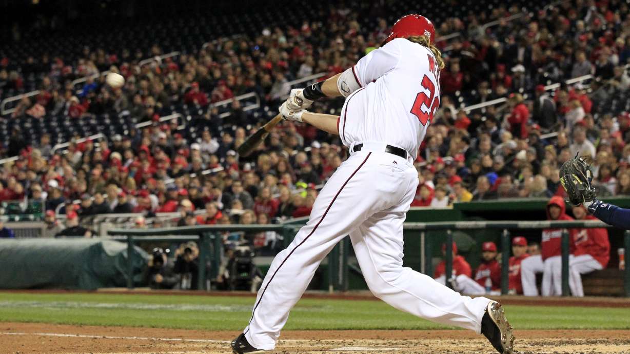 Roark pitches 7 innings, Nationals defeat winless Braves