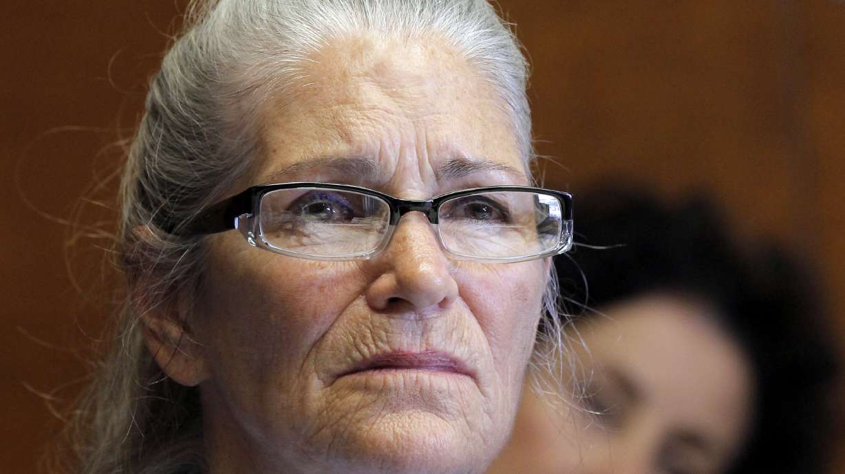 Panel OKs parole for former Manson cult member Van Houten