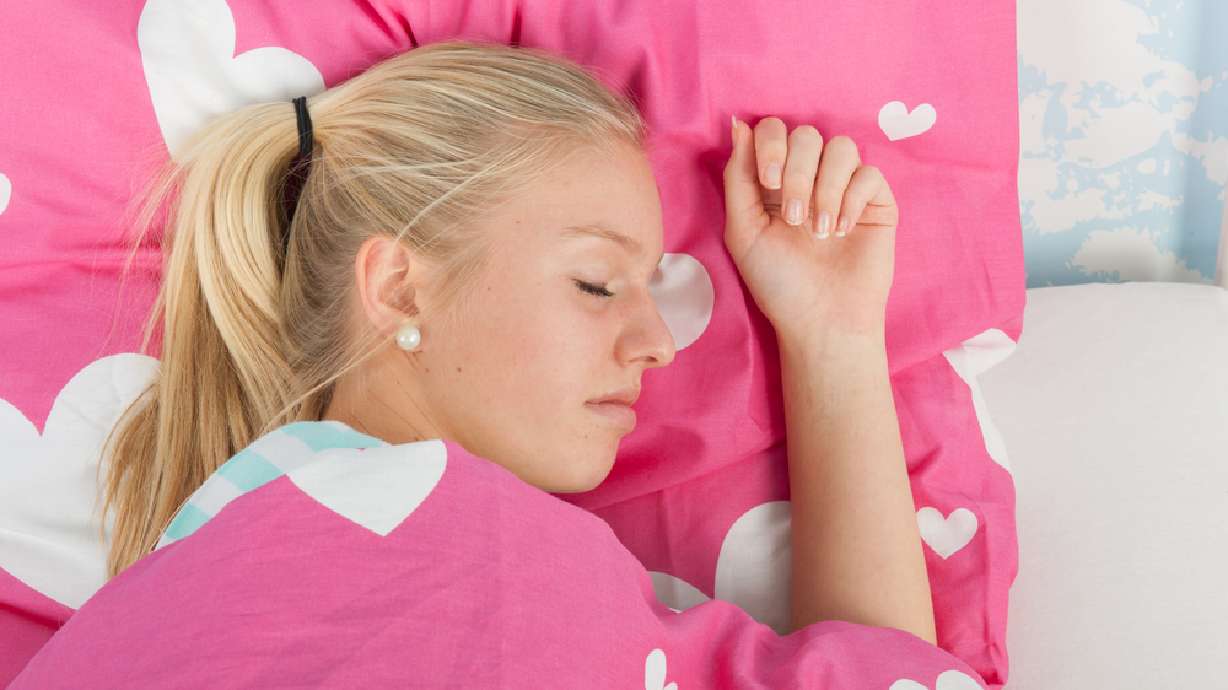 Why letting teens sleep in could save lives